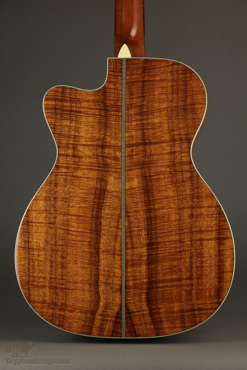 2011 Martin Custom Edition OMC-44 LJ Laurence Juber Acoustic Guitar- Used