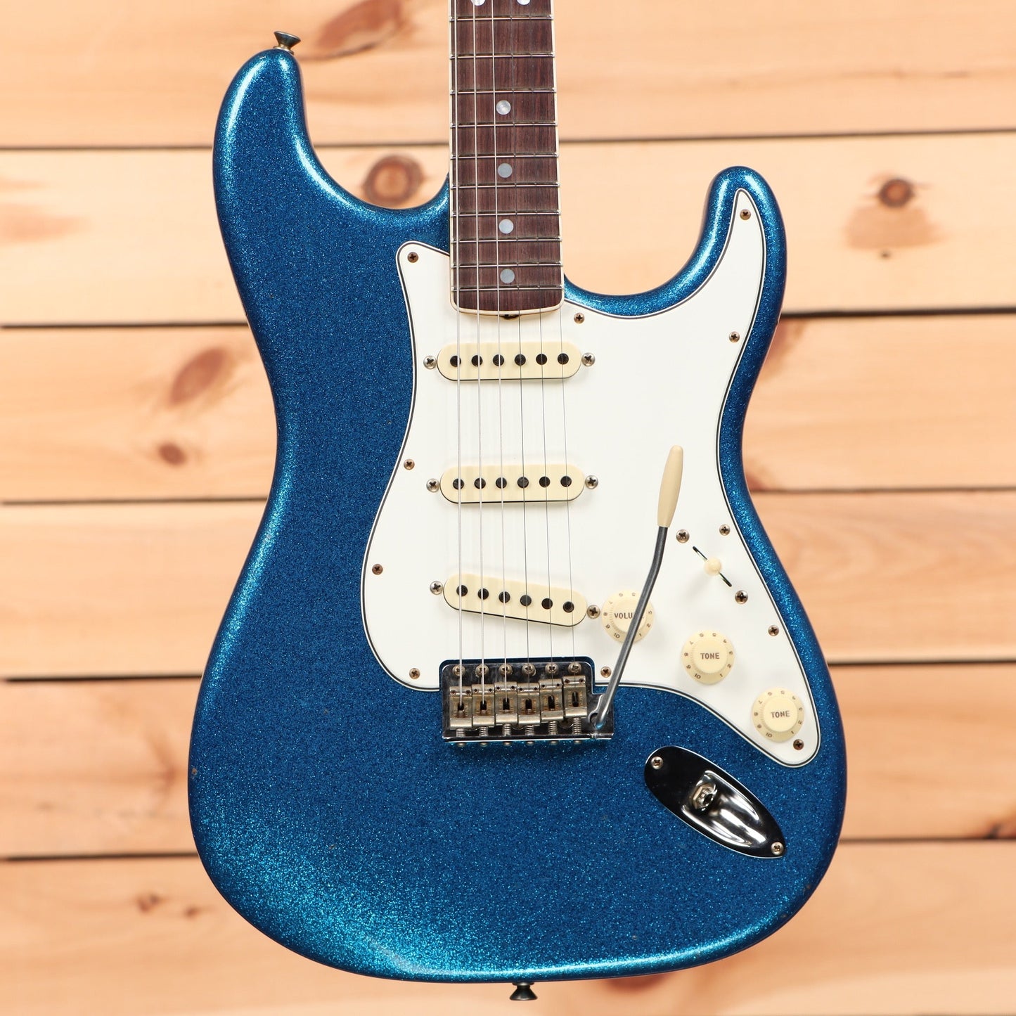 Fender Custom Shop Limited 1965 Stratocaster Journeyman Relic - Aged Blue Sparkle