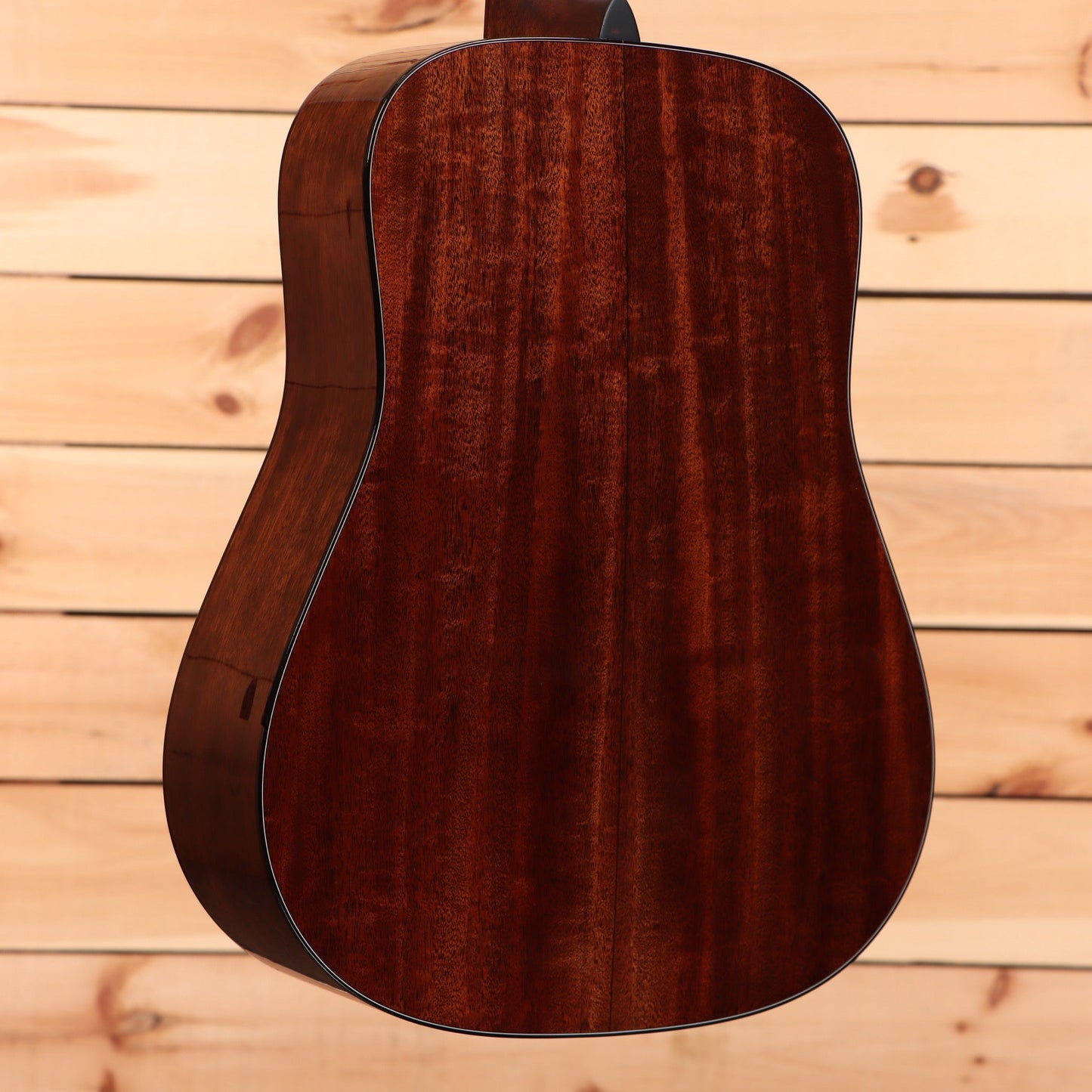 Martin D-19 190th Anniversary - Custom Ink