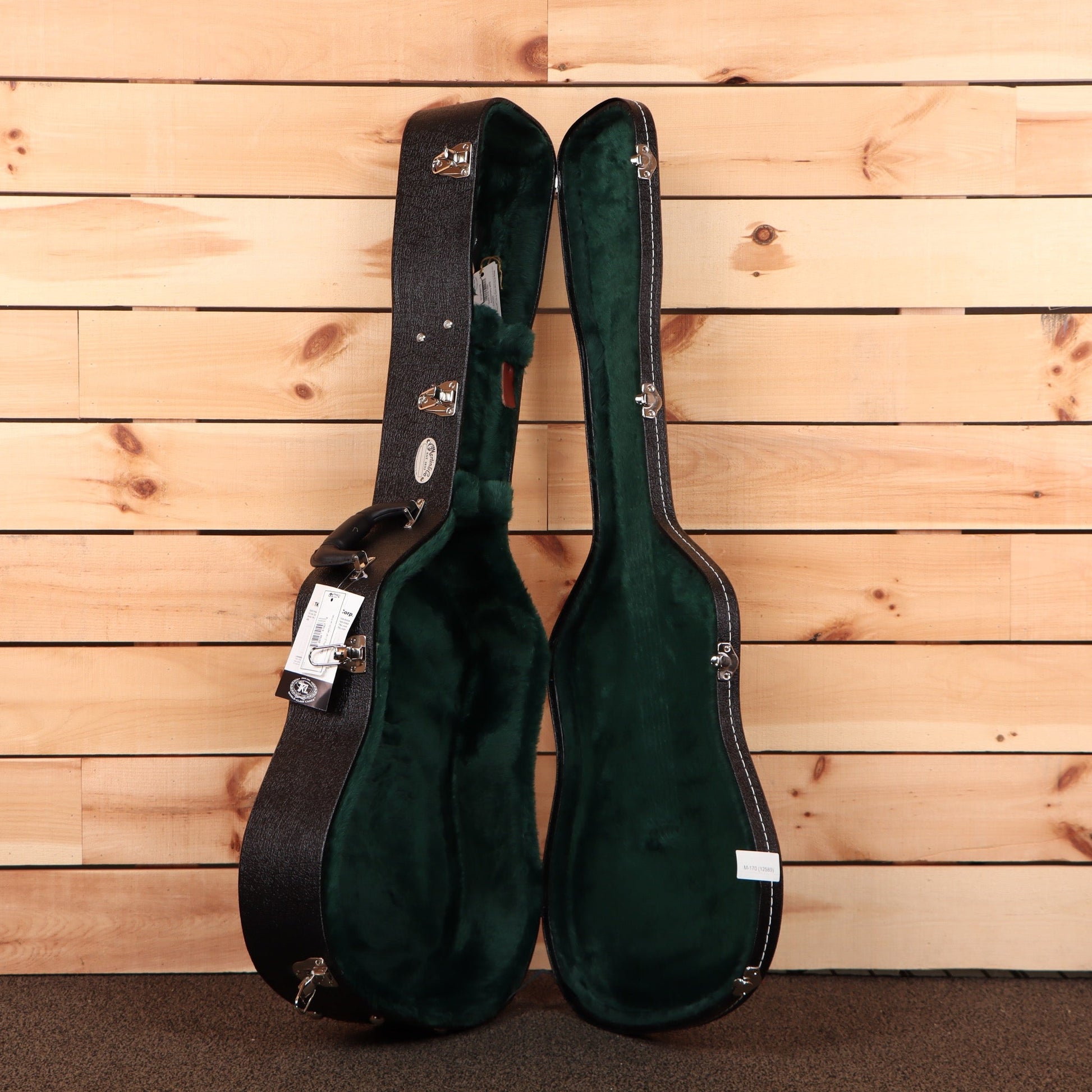 Martin D-19 190th Anniversary - Custom Ink