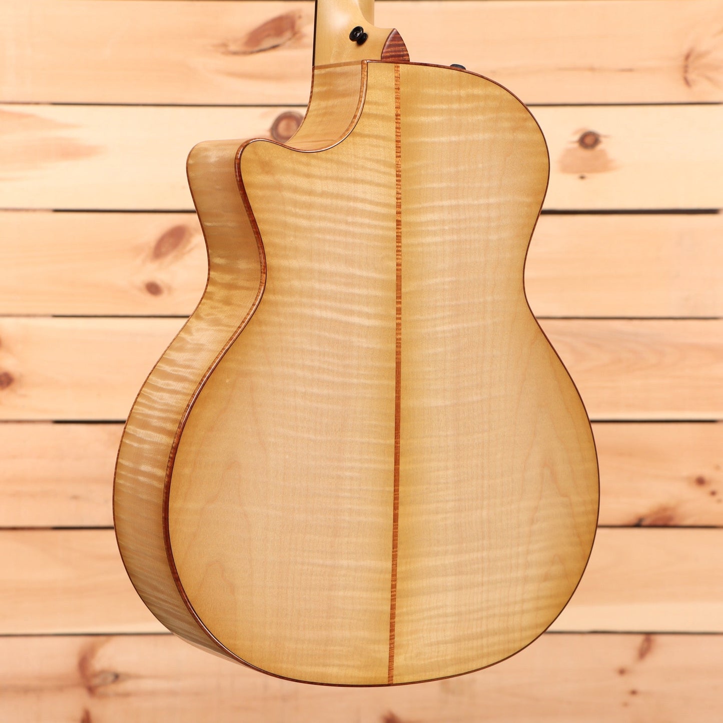 Taylor 2023 Custom Grand Auditorium - Antique Blond