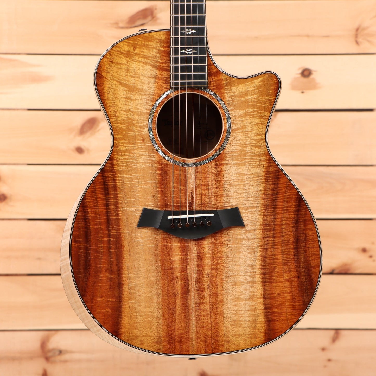 Taylor Custom Grand Auditorium - Natural
