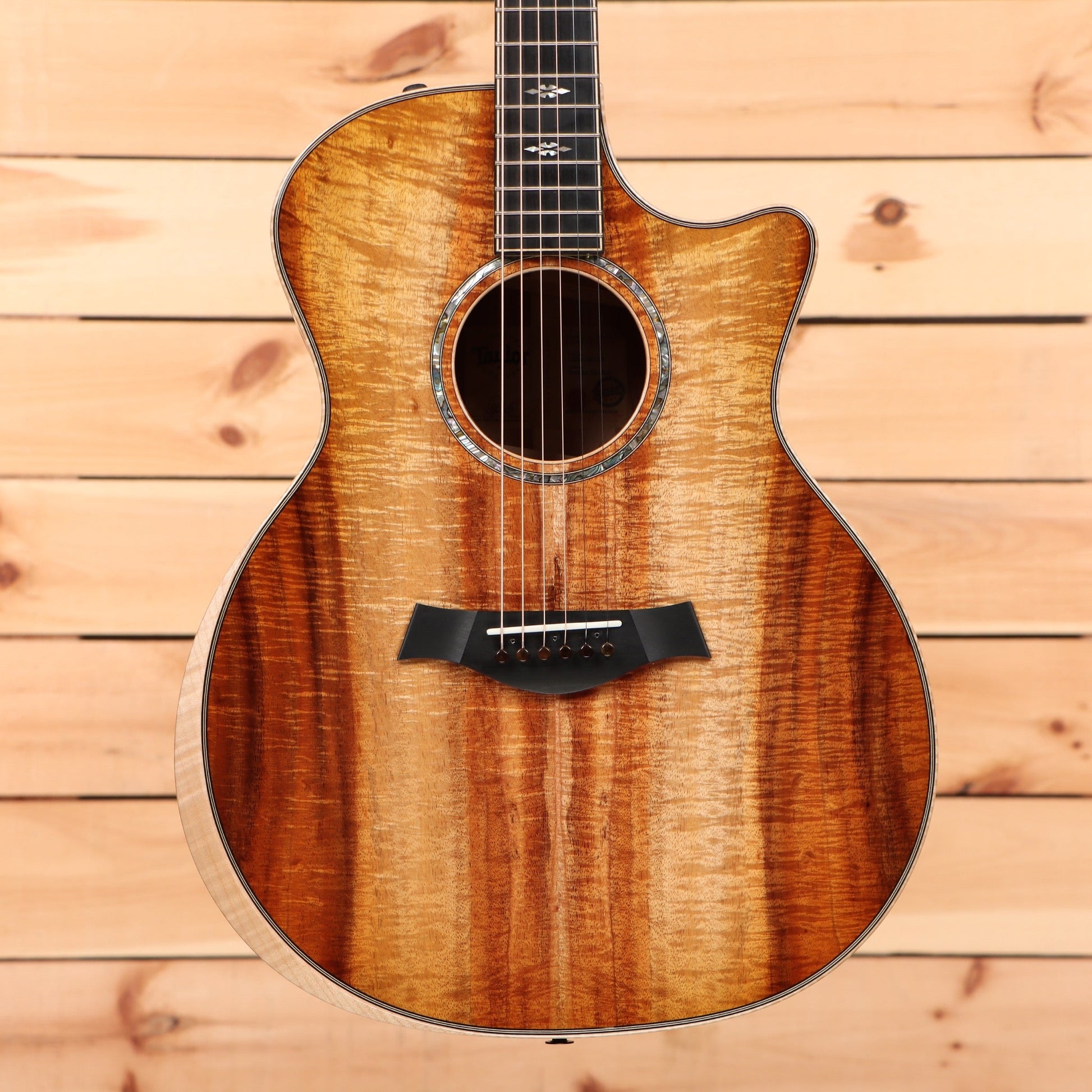 Taylor Custom Grand Auditorium - Natural