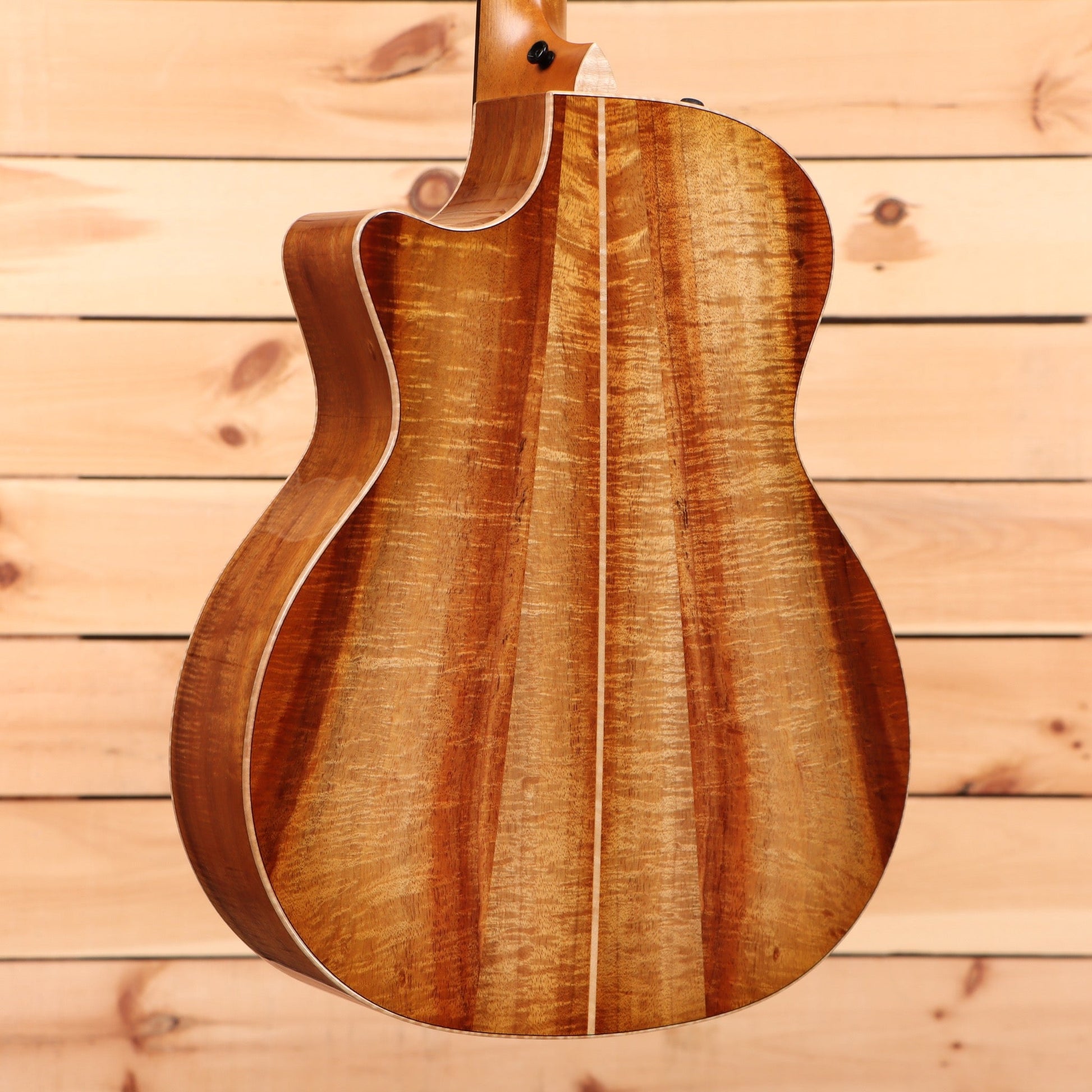 Taylor Custom Grand Auditorium - Natural