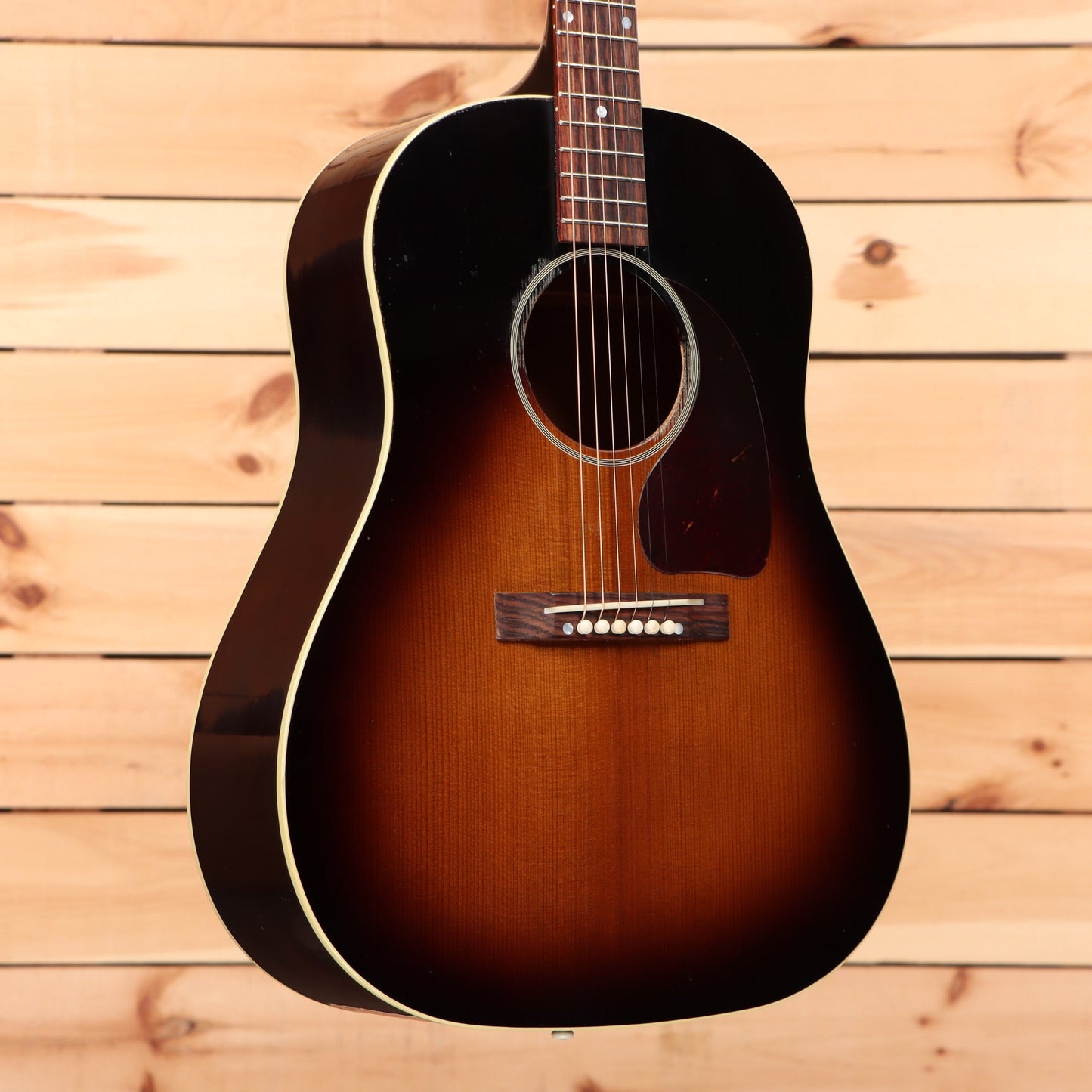 Gibson 1942 Banner J-45 Light Aged - Vintage Sunburst Light Aged
