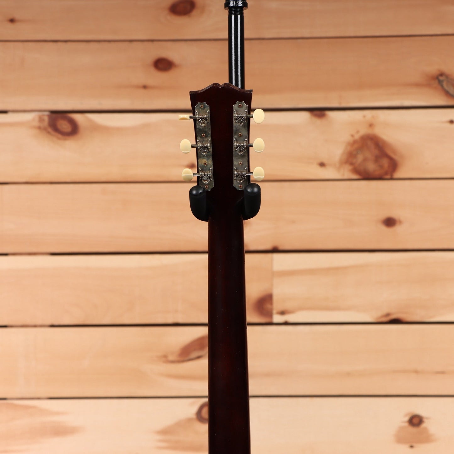 Gibson 1942 Banner J-45 Light Aged - Vintage Sunburst Light Aged