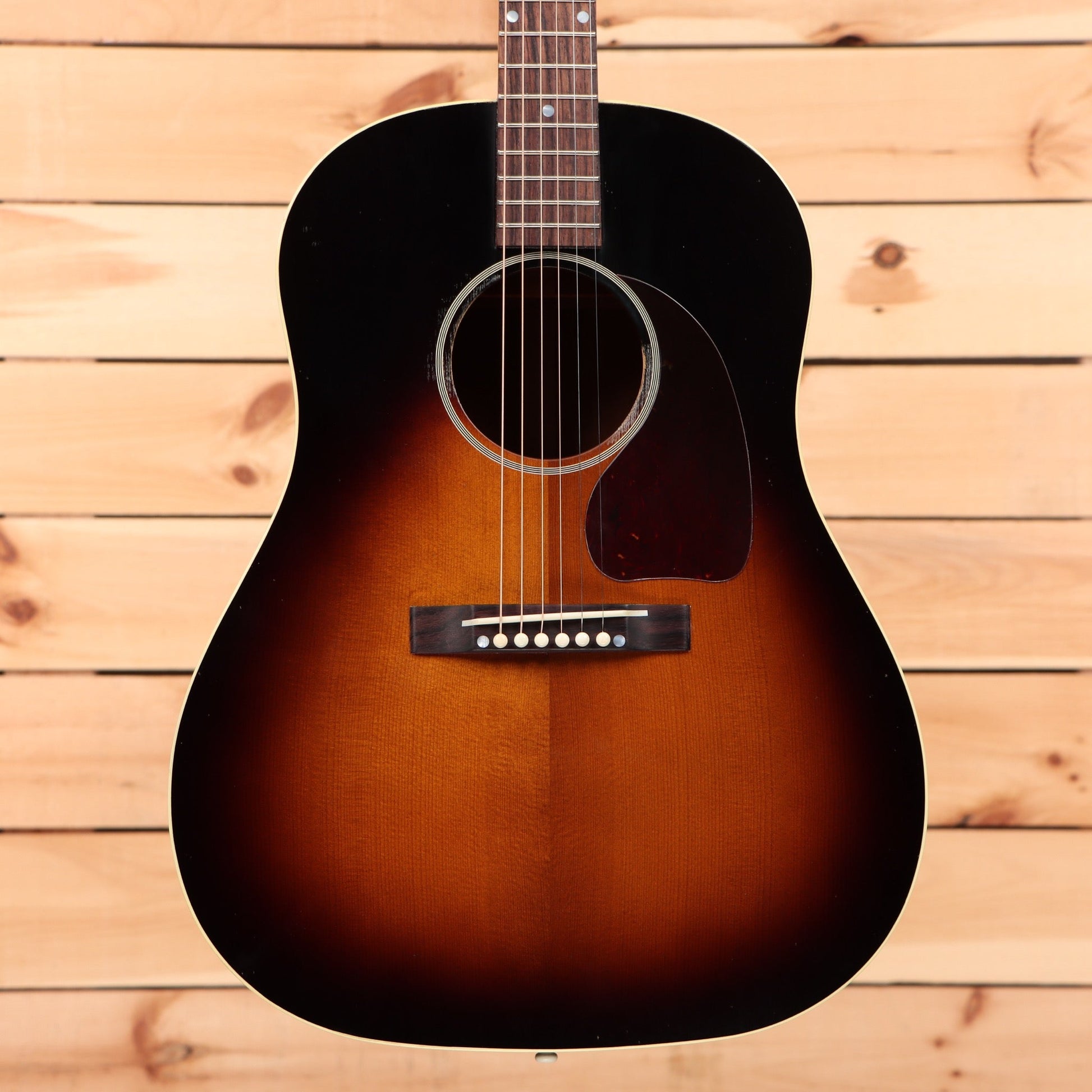 Gibson 1942 Banner J-45 Light Aged - Vintage Sunburst Light Aged