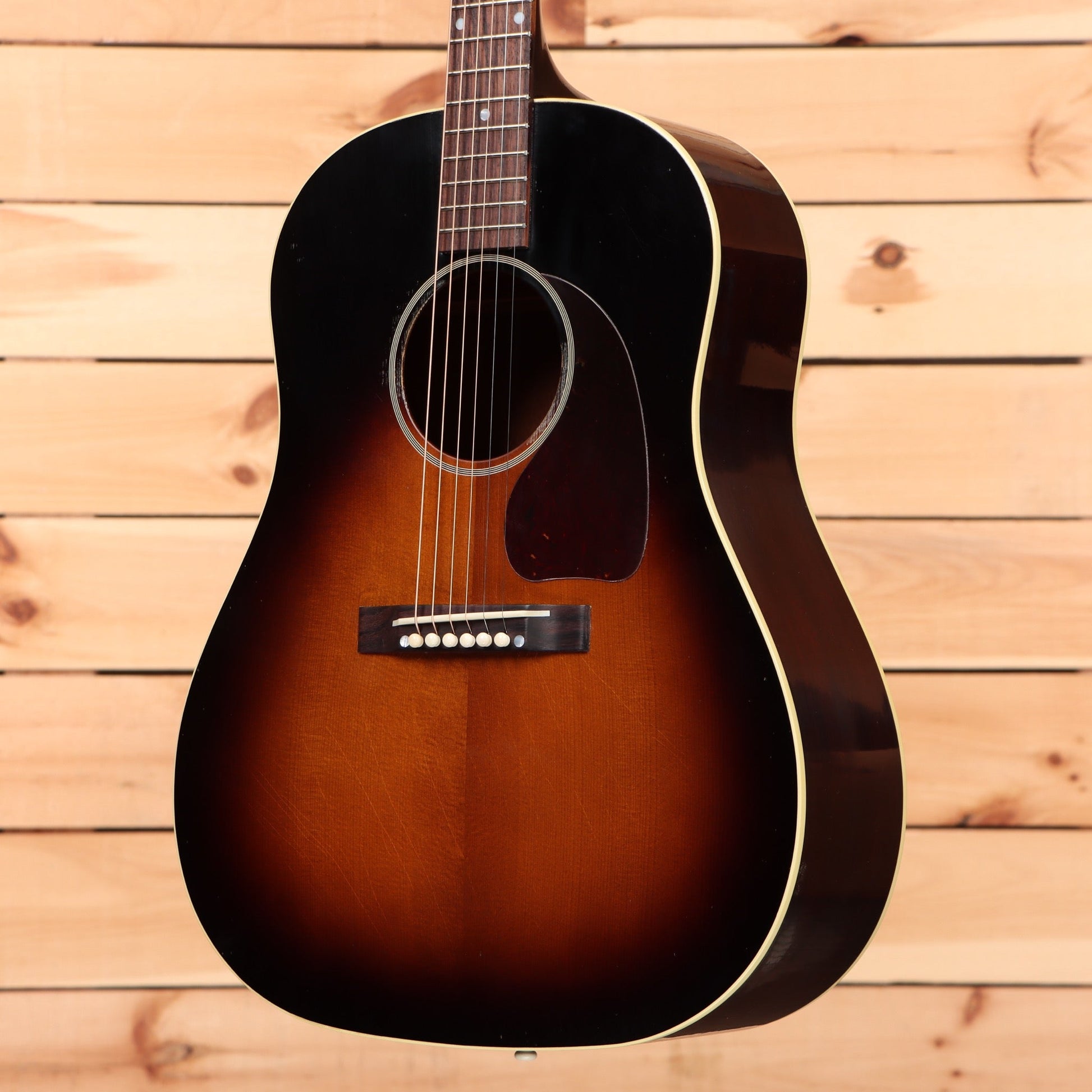 Gibson 1942 Banner J-45 Light Aged - Vintage Sunburst Light Aged