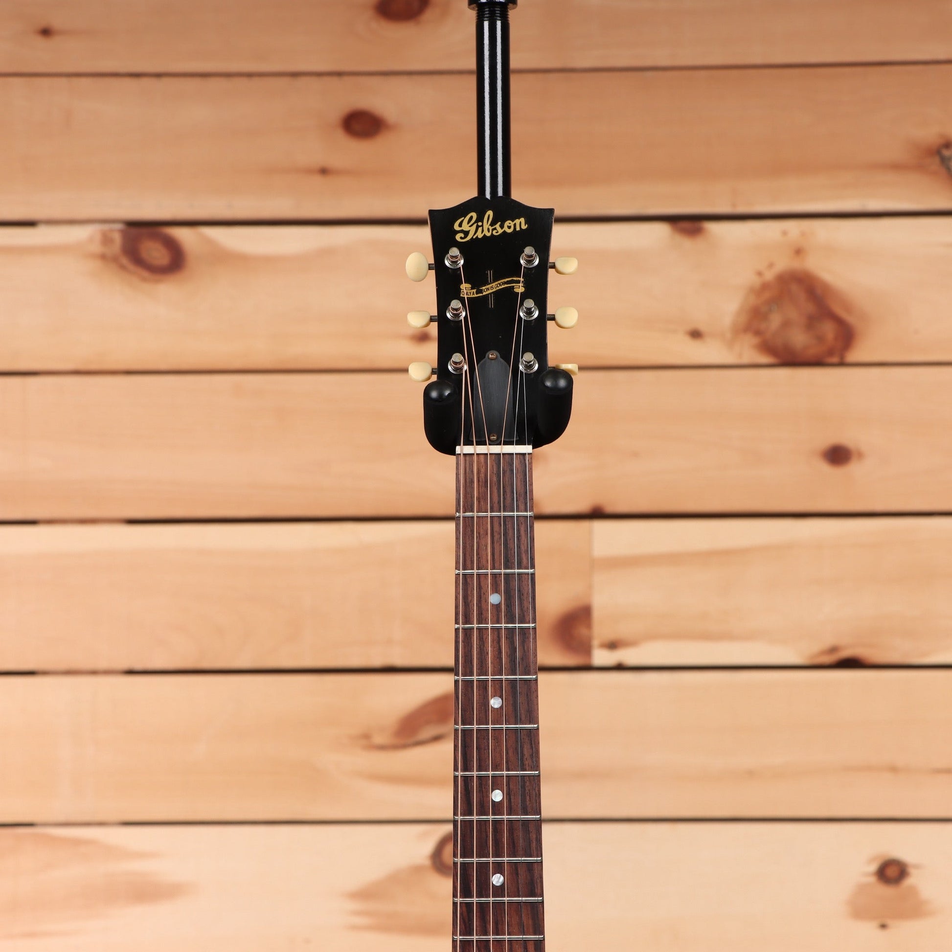 Gibson 1942 Banner J-45 Light Aged - Vintage Sunburst Light Aged