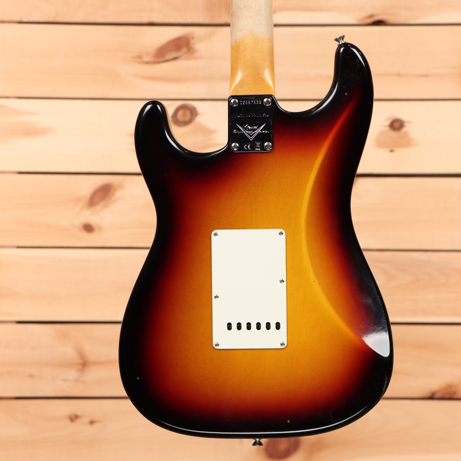 Fender Custom Shop Limited 1967 HSS Stratocaster Journeyman Relic - 3 Color Sunburst
