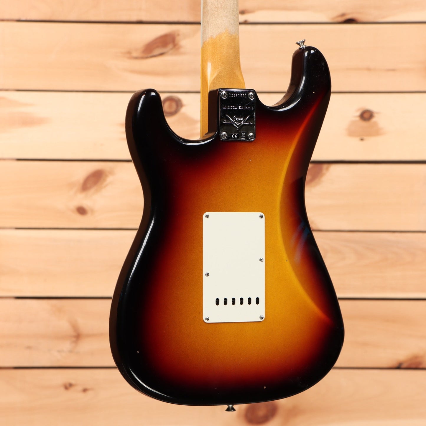 Fender Custom Shop Limited 1967 HSS Stratocaster Journeyman Relic - 3 Color Sunburst