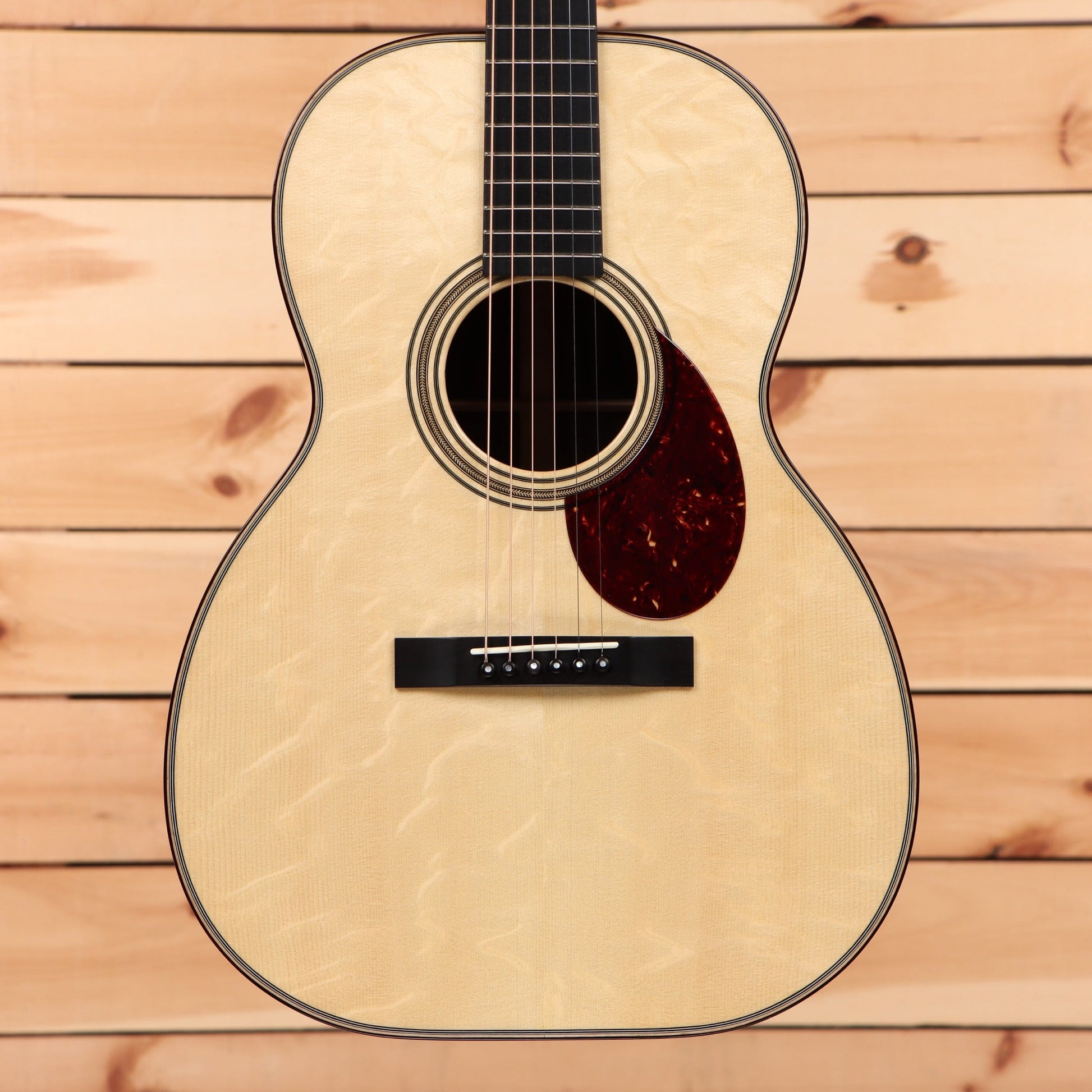Huss and Dalton 000 Custom 12 Fret - Natural