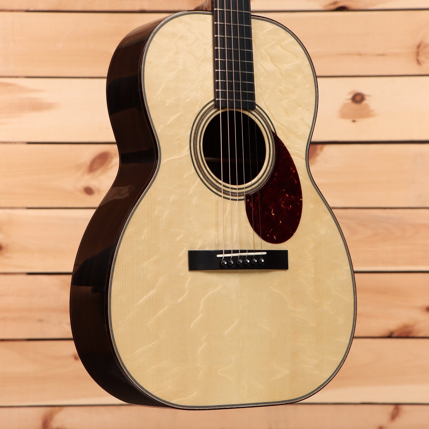 Huss and Dalton 000 Custom 12 Fret - Natural