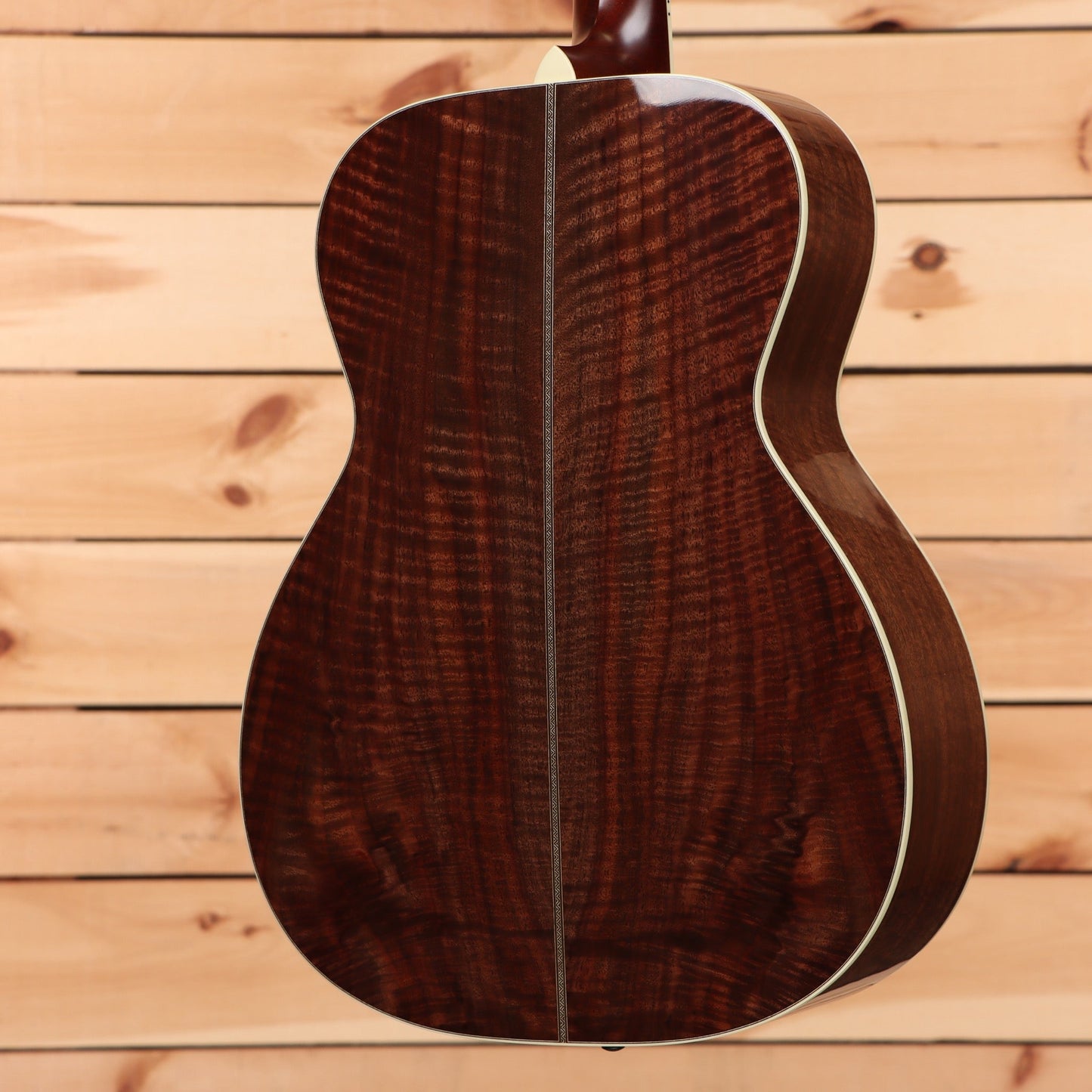 Santa Cruz OM Custom - Buttered Toast