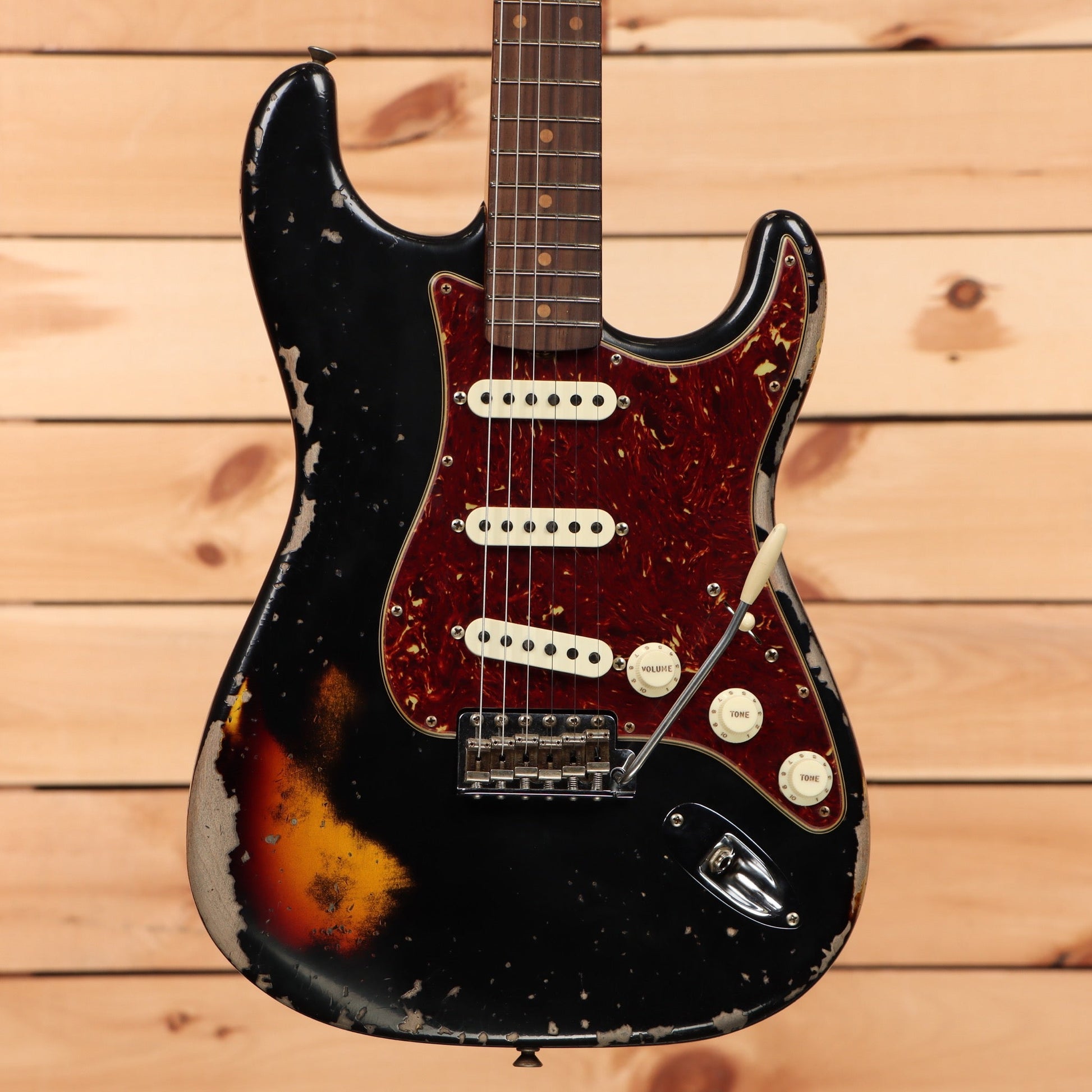 Fender Custom Shop Limited 1961 Stratocaster Heavy Relic - Aged Black Over 3 Color Sunburst