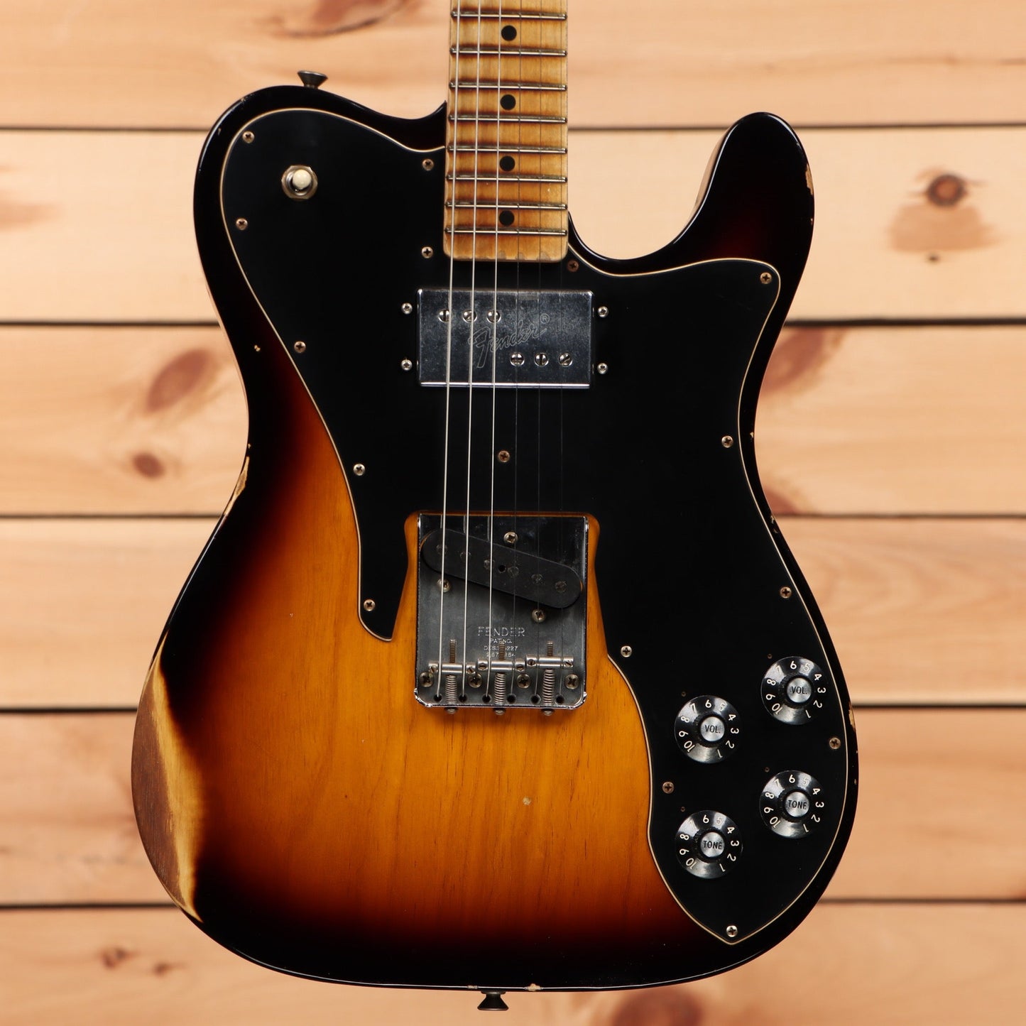 Fender Custom Shop 1967 Telecaster Custom Journeyman - 2 Color Sunburst