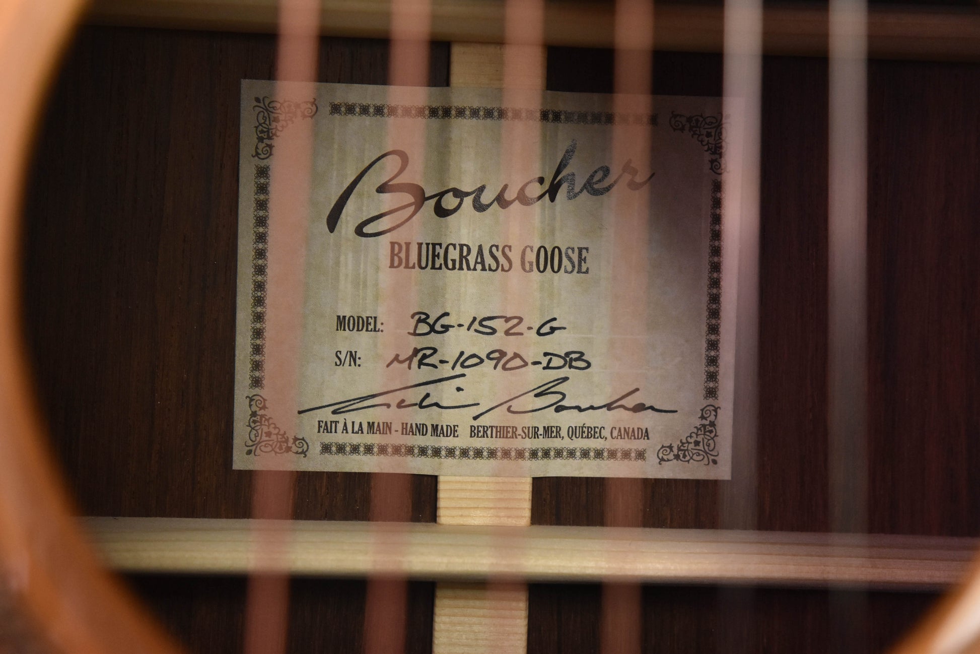 Boucher BG-152-G "Bluegrass Goose" Dreadnought Madagascar RW Back, Gold Pack Acoustic Guitar