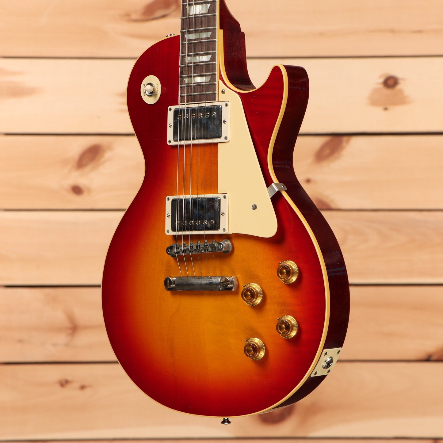 Gibson 1958 Les Paul Standard Reissue Ultra Light Aged - Washed Cherry Sunburst