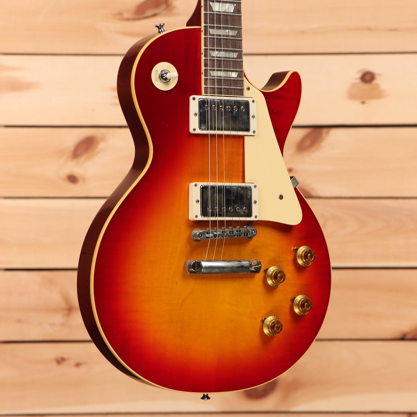 Gibson 1958 Les Paul Standard Reissue Ultra Light Aged - Washed Cherry Sunburst