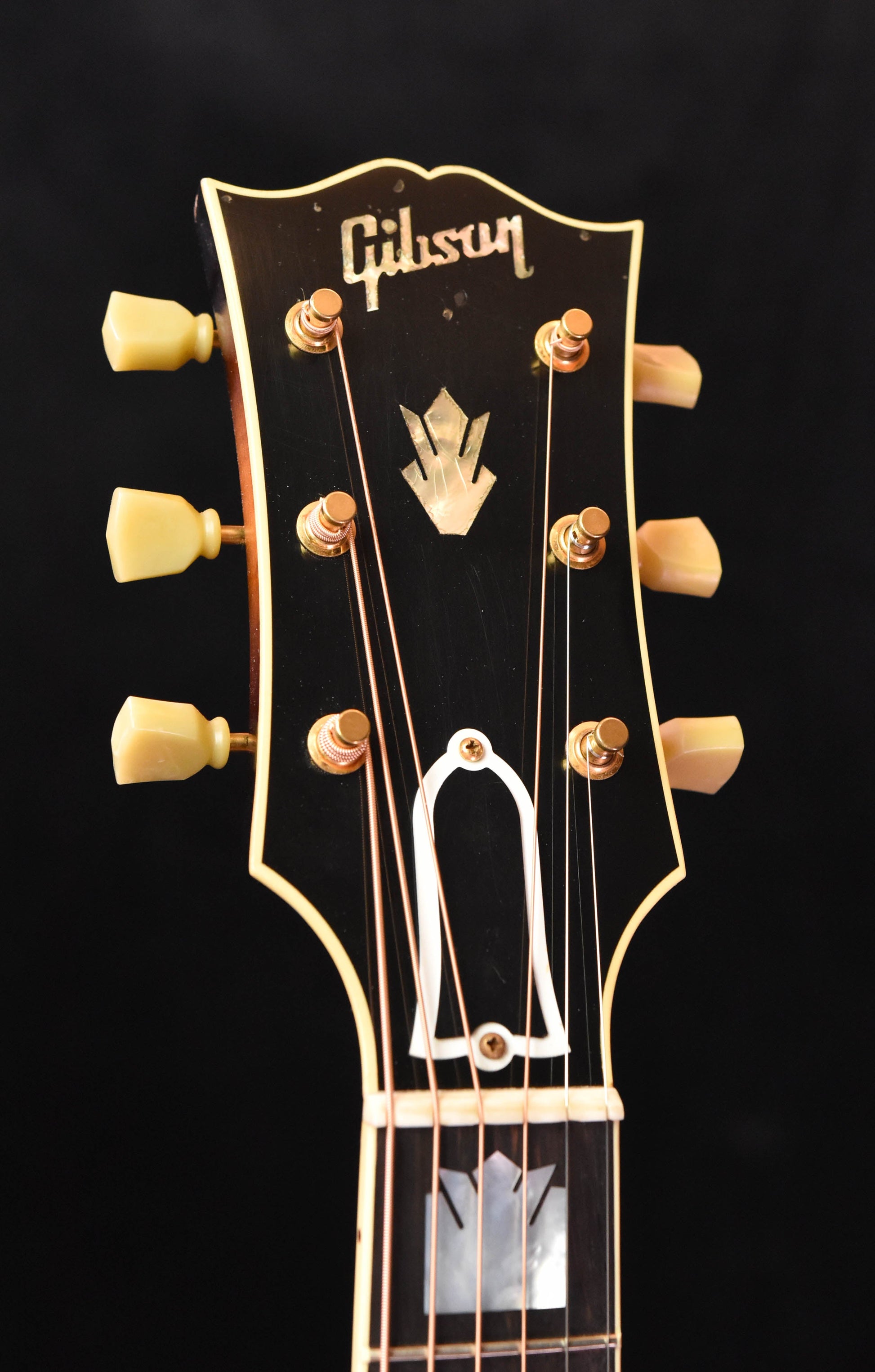 Gibson Murphy Labs 1957 SJ-200 Reissue Light Aged Acoustic Guitar Vintage Sunburst (NEW GUITAR)