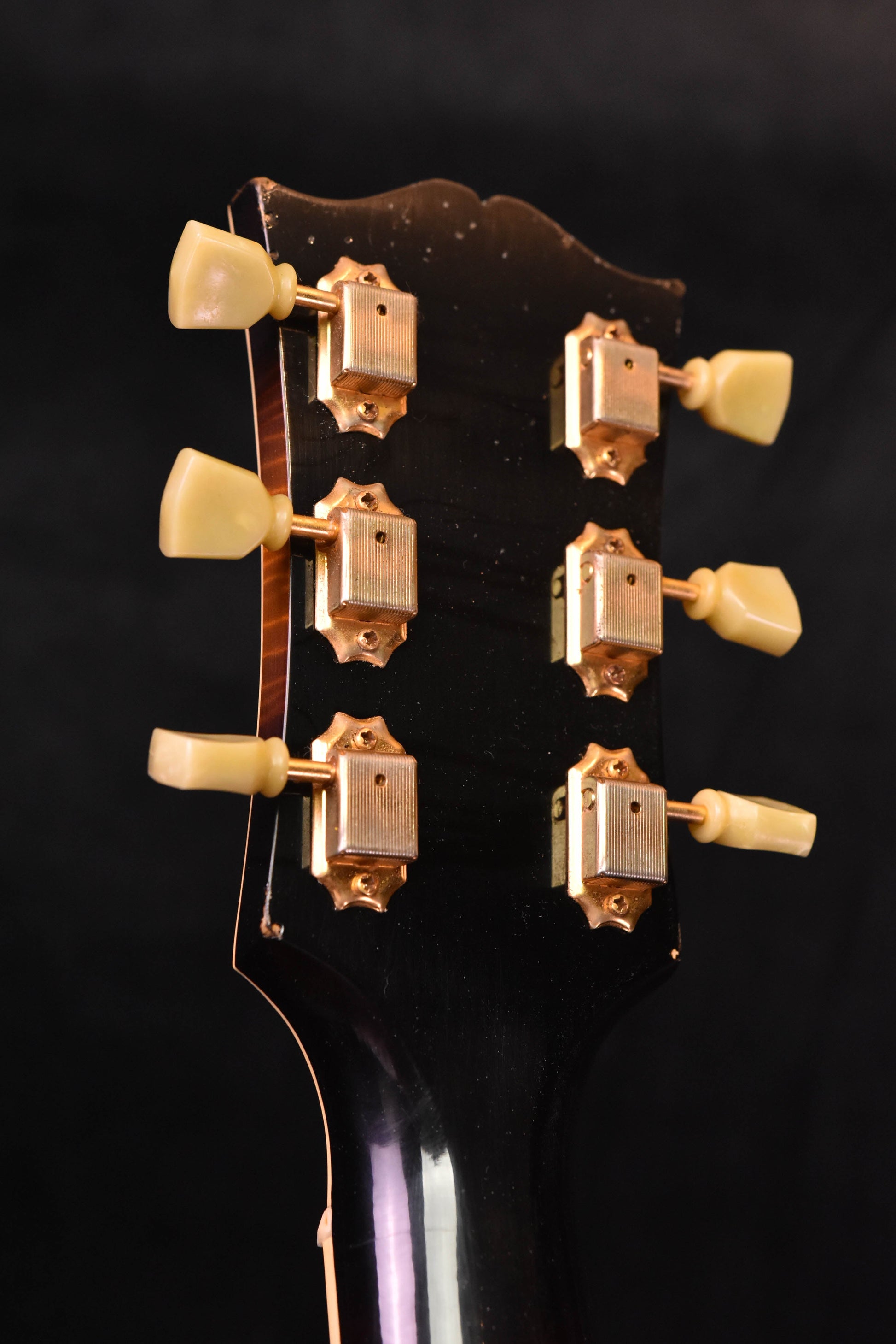 Gibson Murphy Labs 1957 SJ-200 Reissue Light Aged Acoustic Guitar Vintage Sunburst (NEW GUITAR)