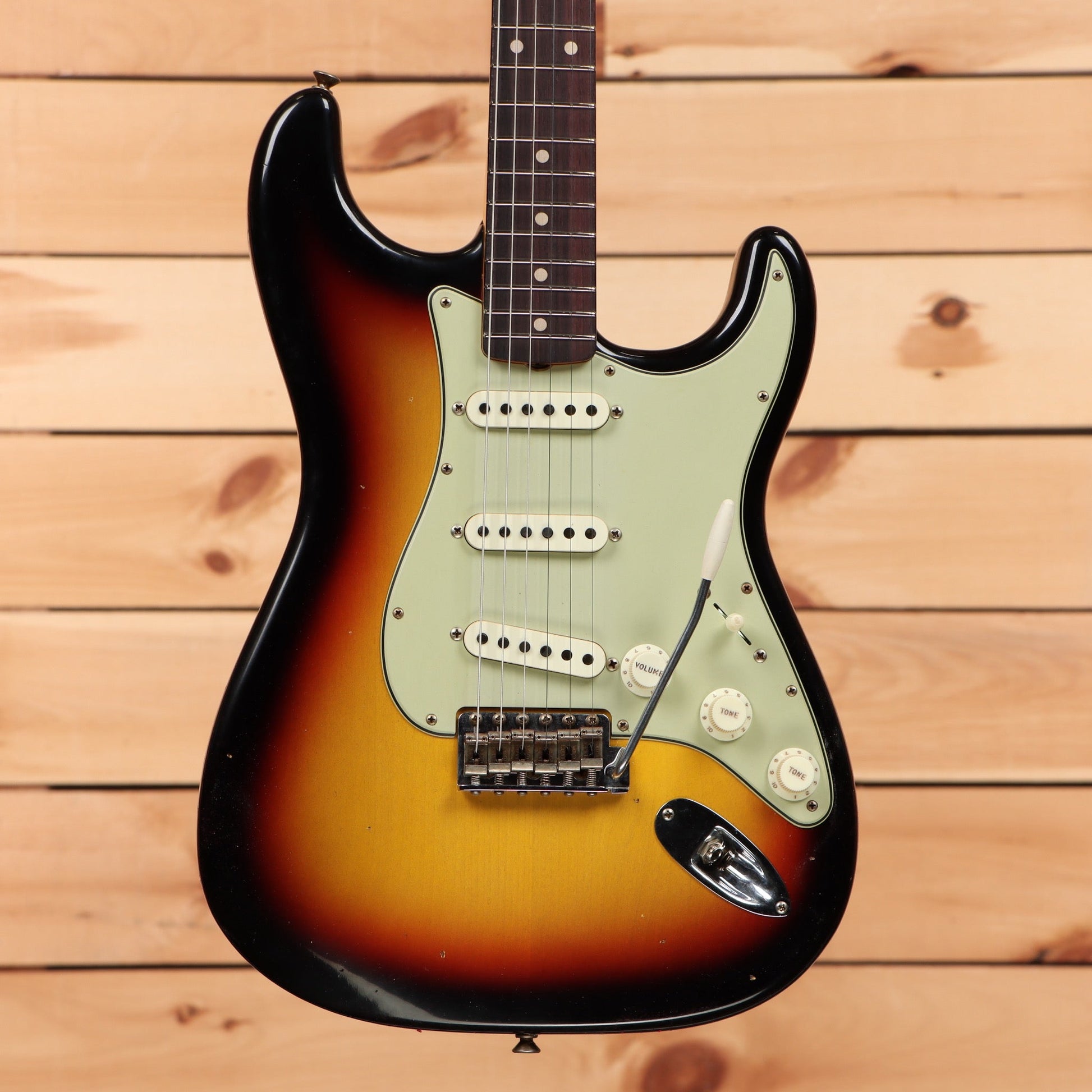 Fender Custom Shop Limited 1962/1963 Stratocaster Journeyman Relic - Faded/Aged 3 Color Sunburst