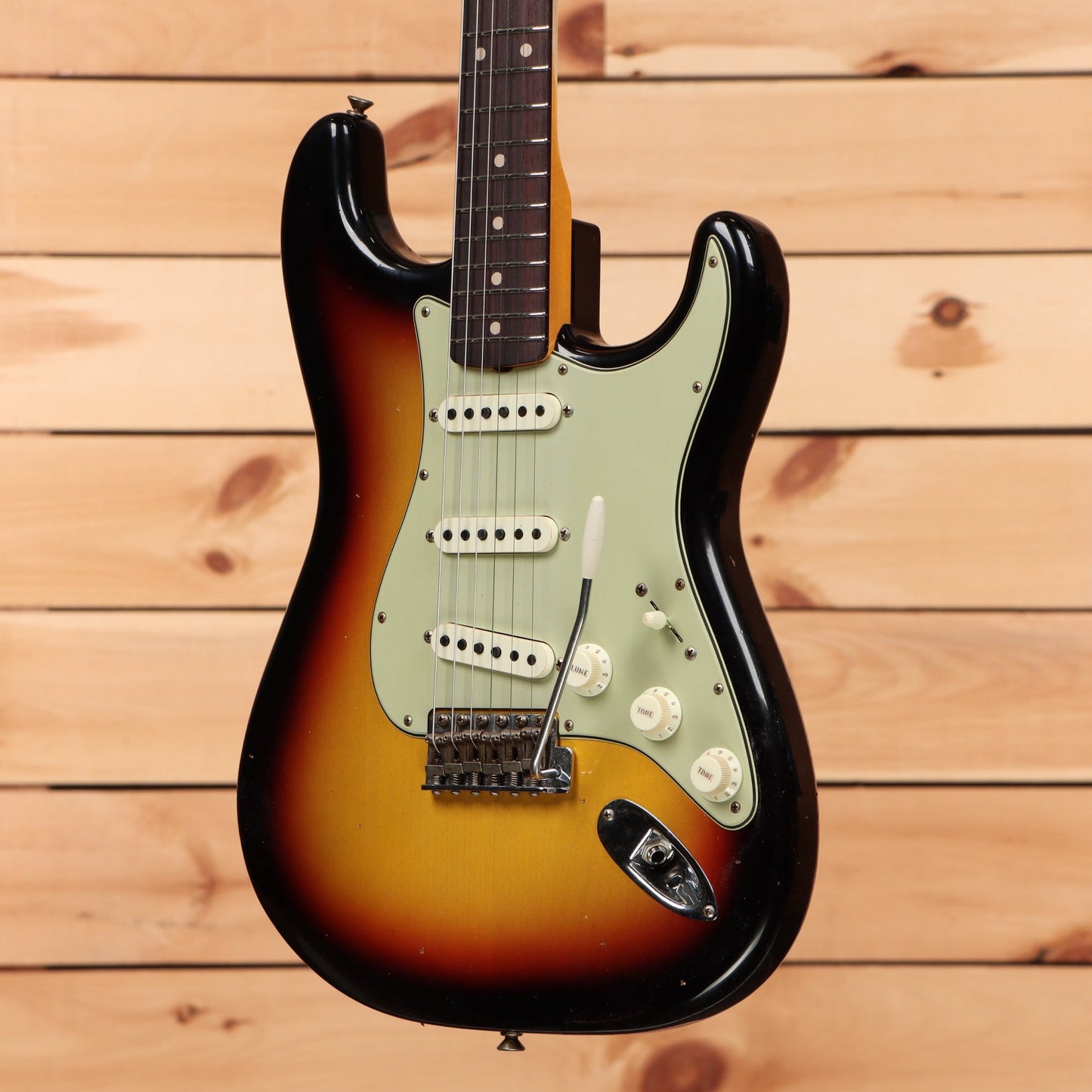 Fender Custom Shop Limited 1962/1963 Stratocaster Journeyman Relic - Faded/Aged 3 Color Sunburst