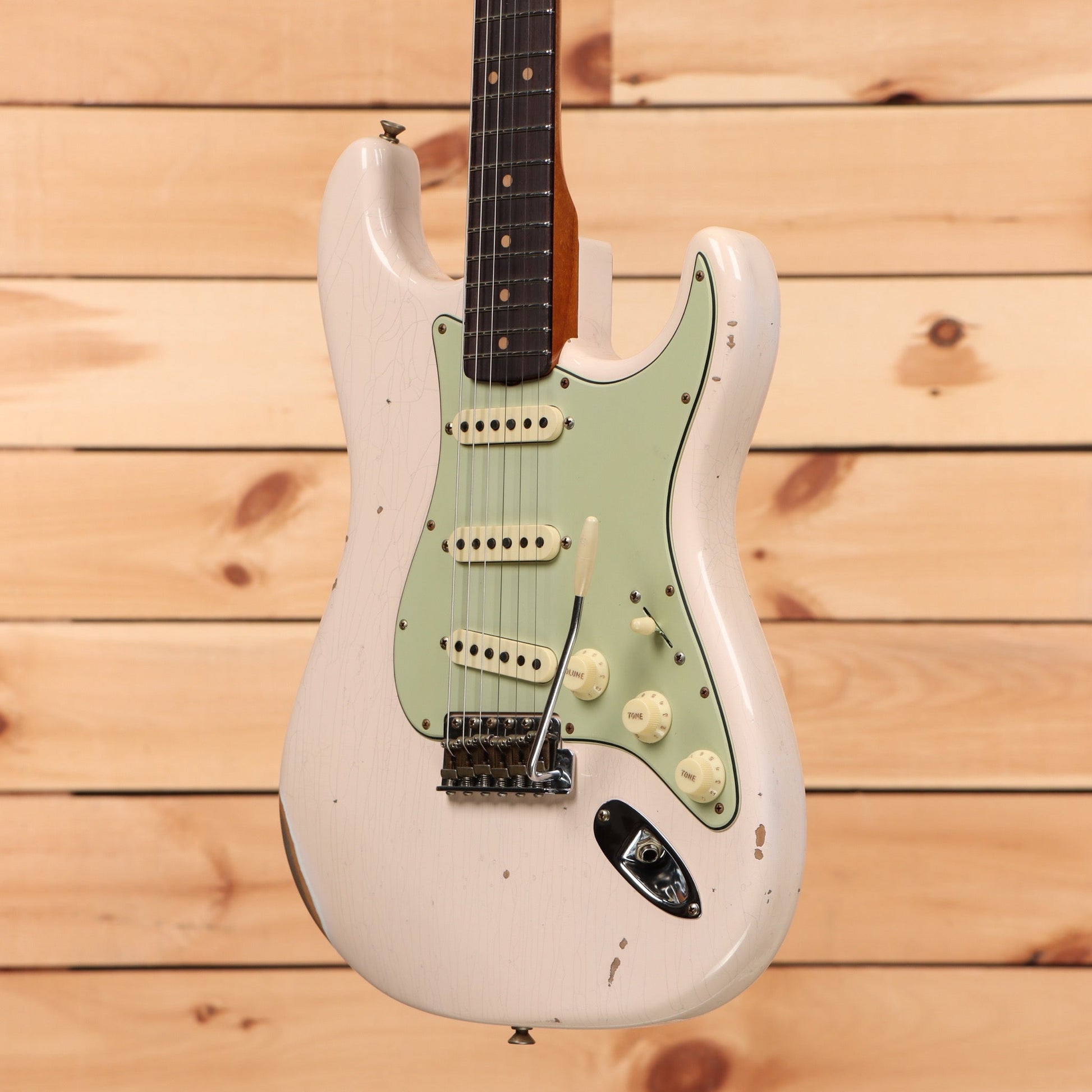 Fender Custom Shop Limited 1963 Stratocaster Relic - Super Faded/Aged Shell Pink