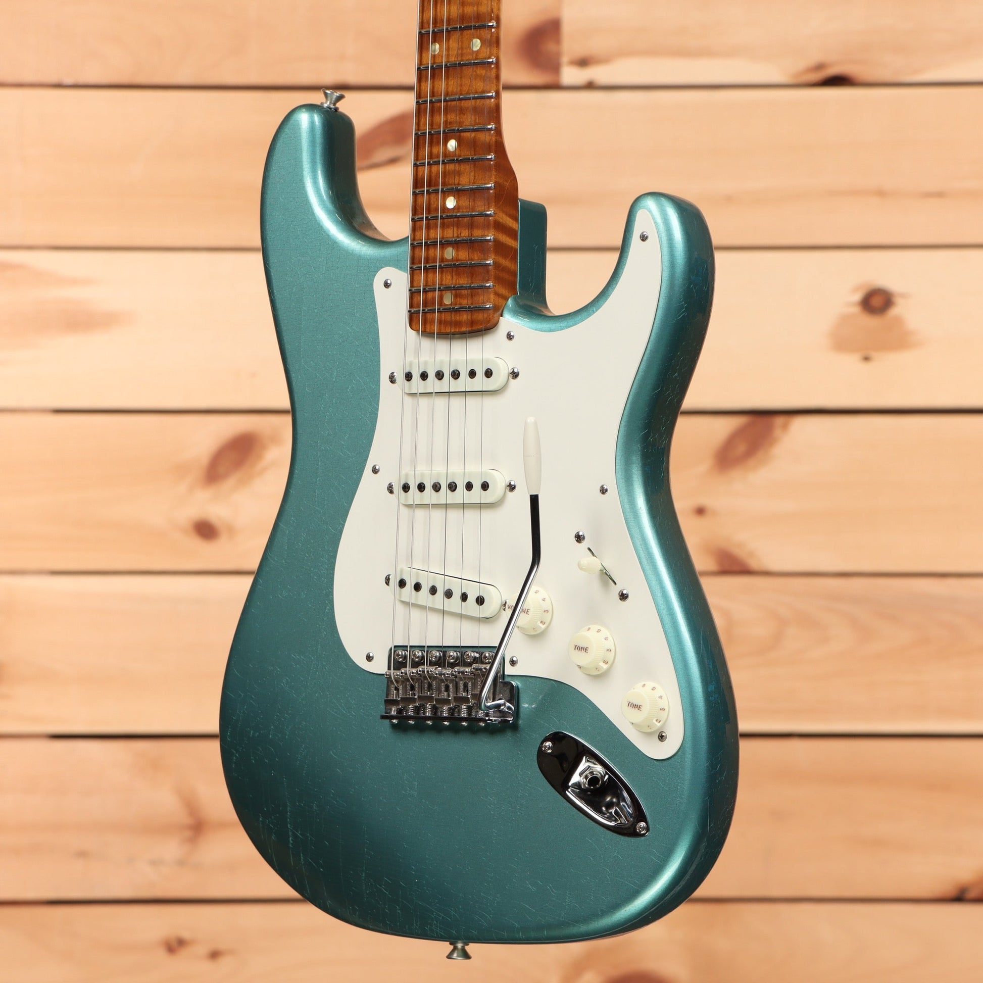 Fender Custom Shop Limited Roasted Pine Stratocaster Relic - Aged Teal Green Metallic