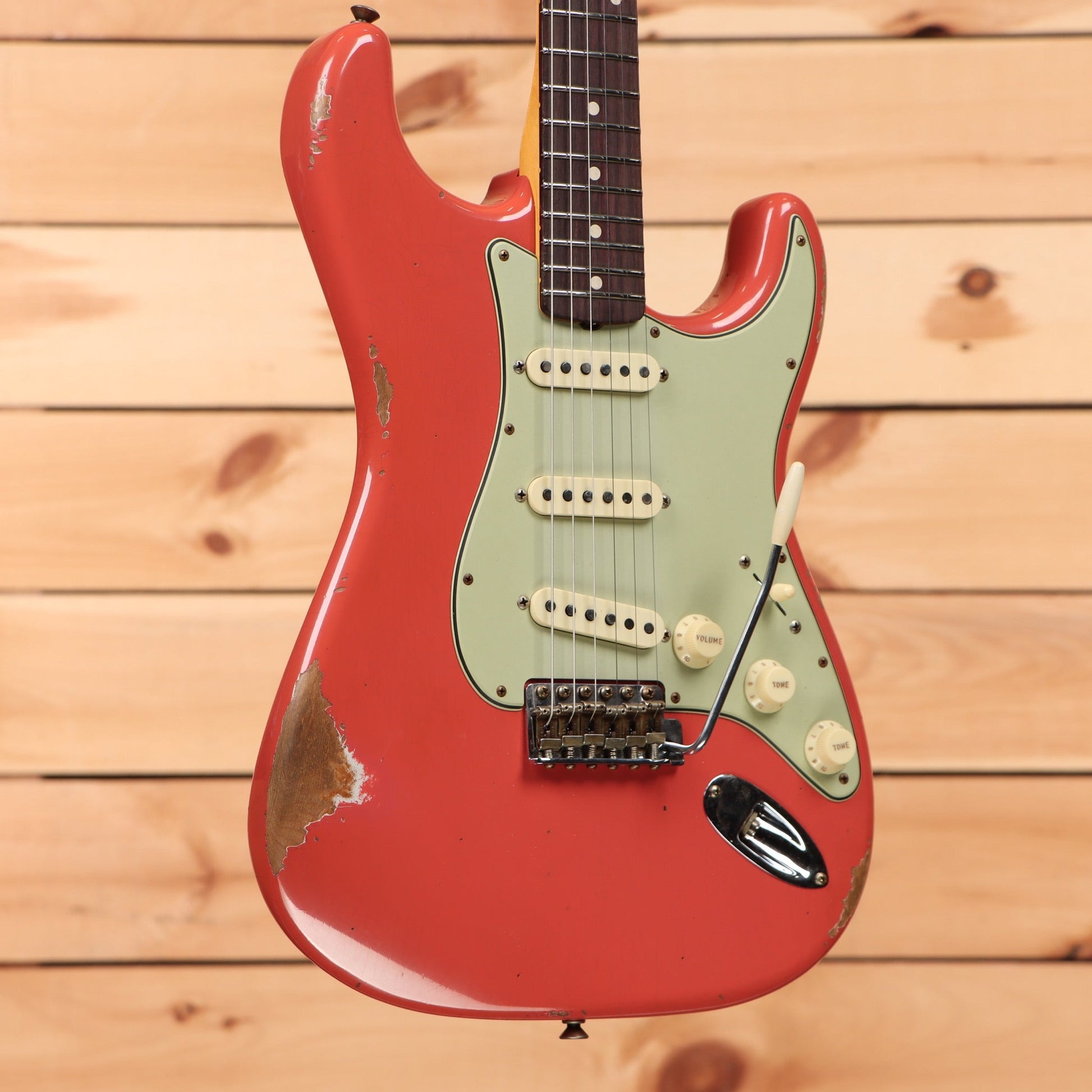 Fender Custom Shop Limited 1960 Stratocaster Relic - Faded/Aged Tahitian Coral