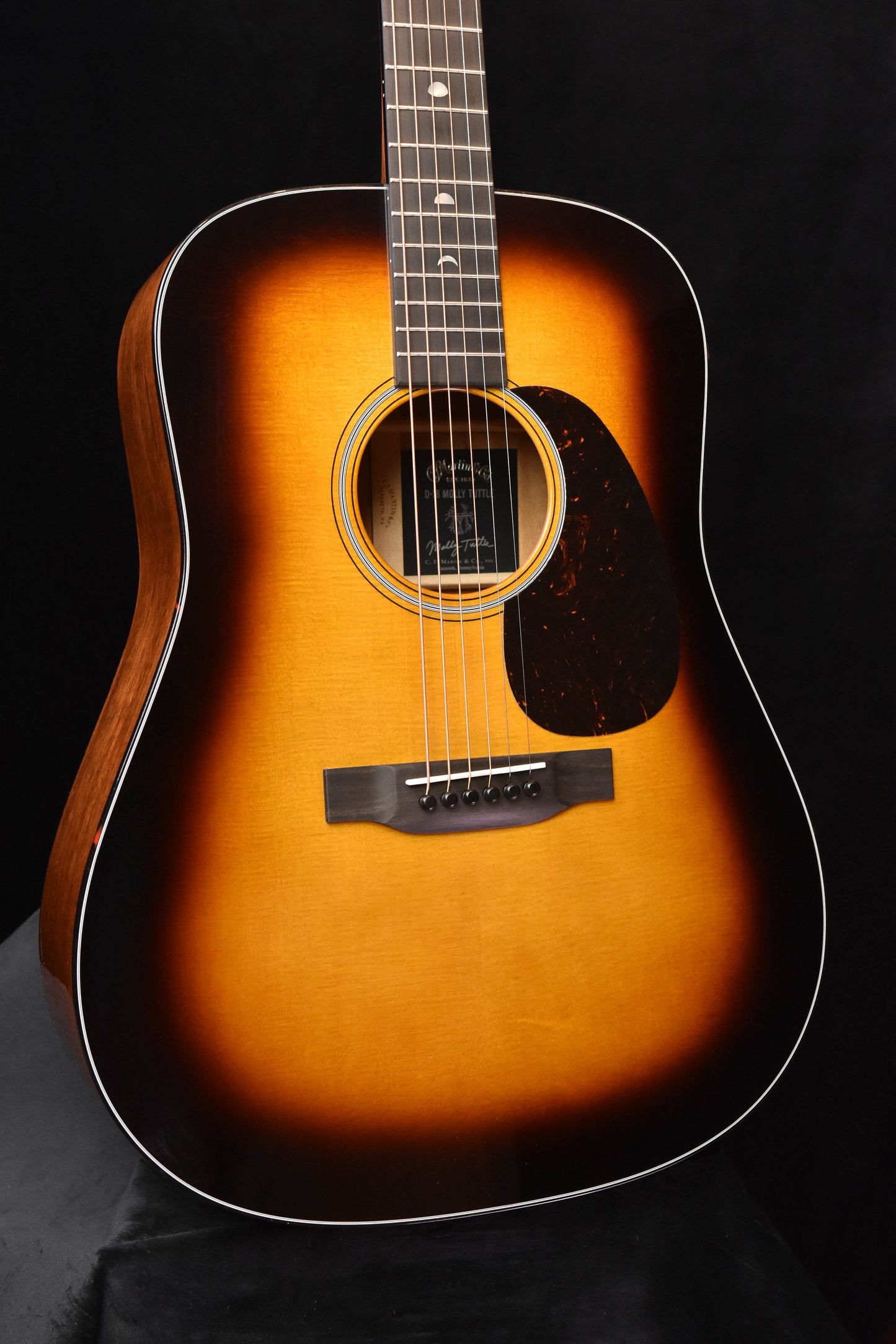 Martin D-18 Molly Tuttle Acoustic Guitar