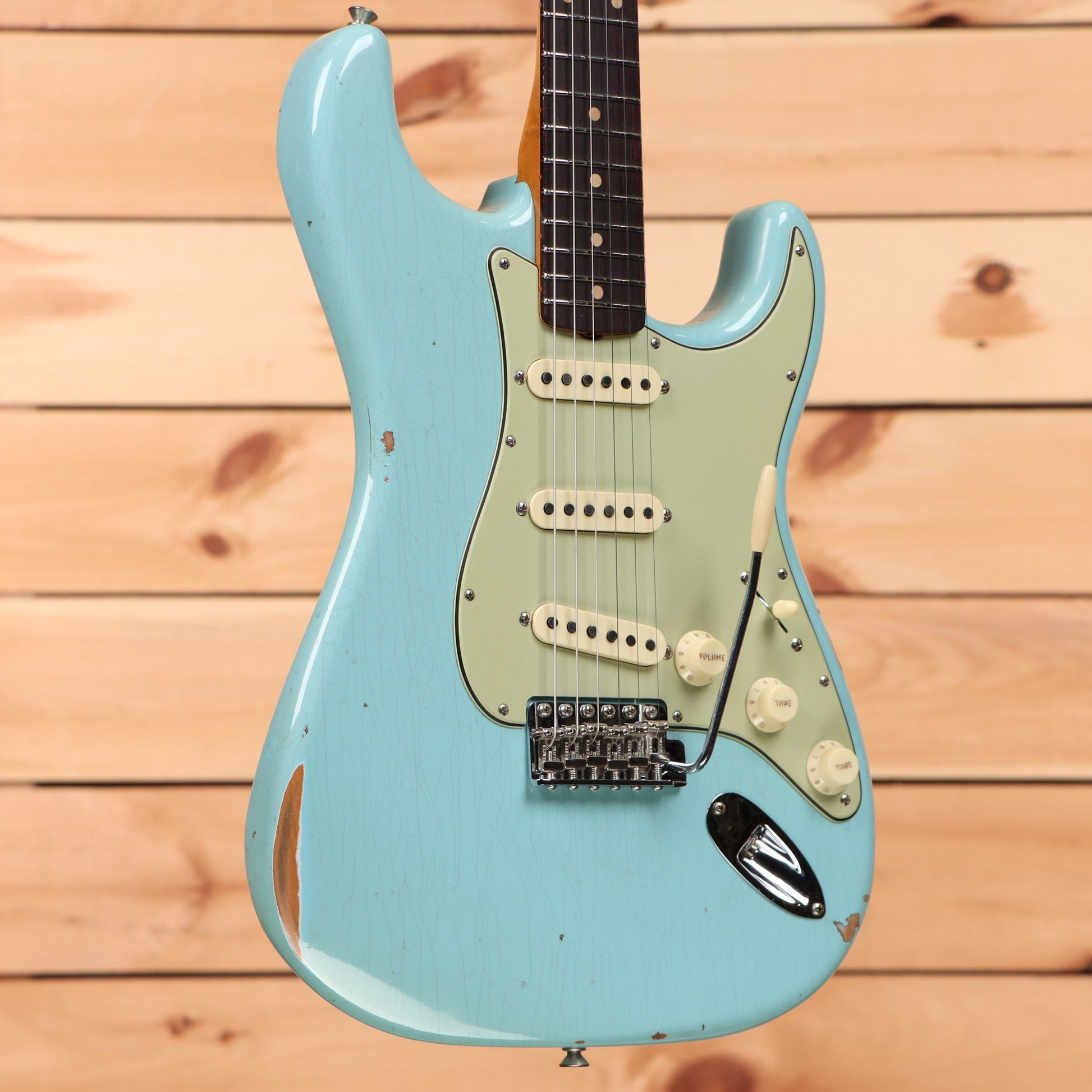 Fender Custom Shop Late 1962 Stratocaster Relic - Faded/Aged Daphne Blue