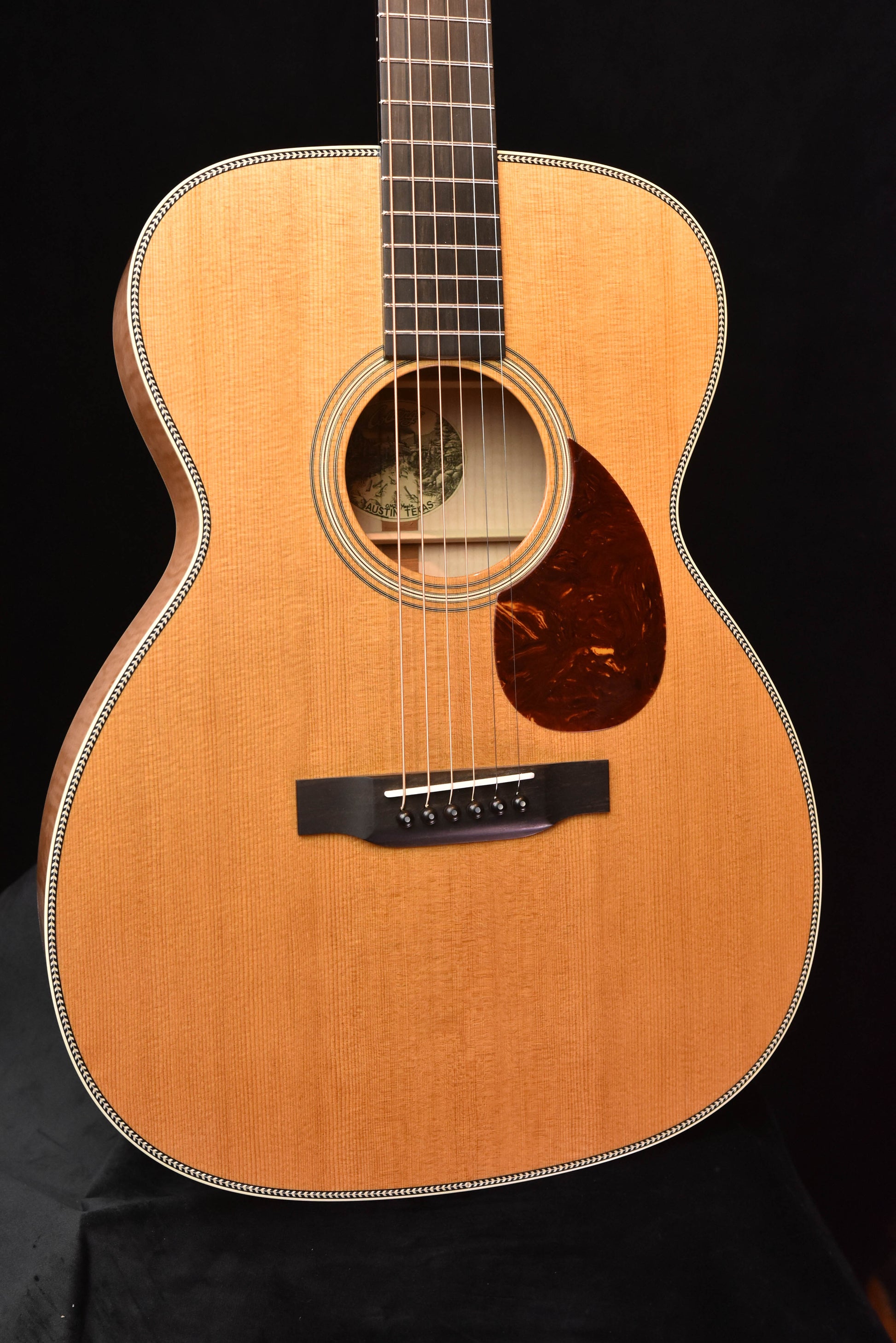 Collings OM2H Baked Sitka Spruce top/ Flamed Maple back and Sides 1 3/4" Nut