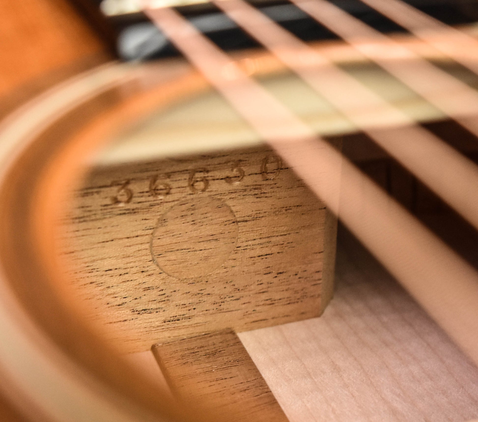 Collings OM2H Baked Sitka Spruce top/ Flamed Maple back and Sides 1 3/4" Nut