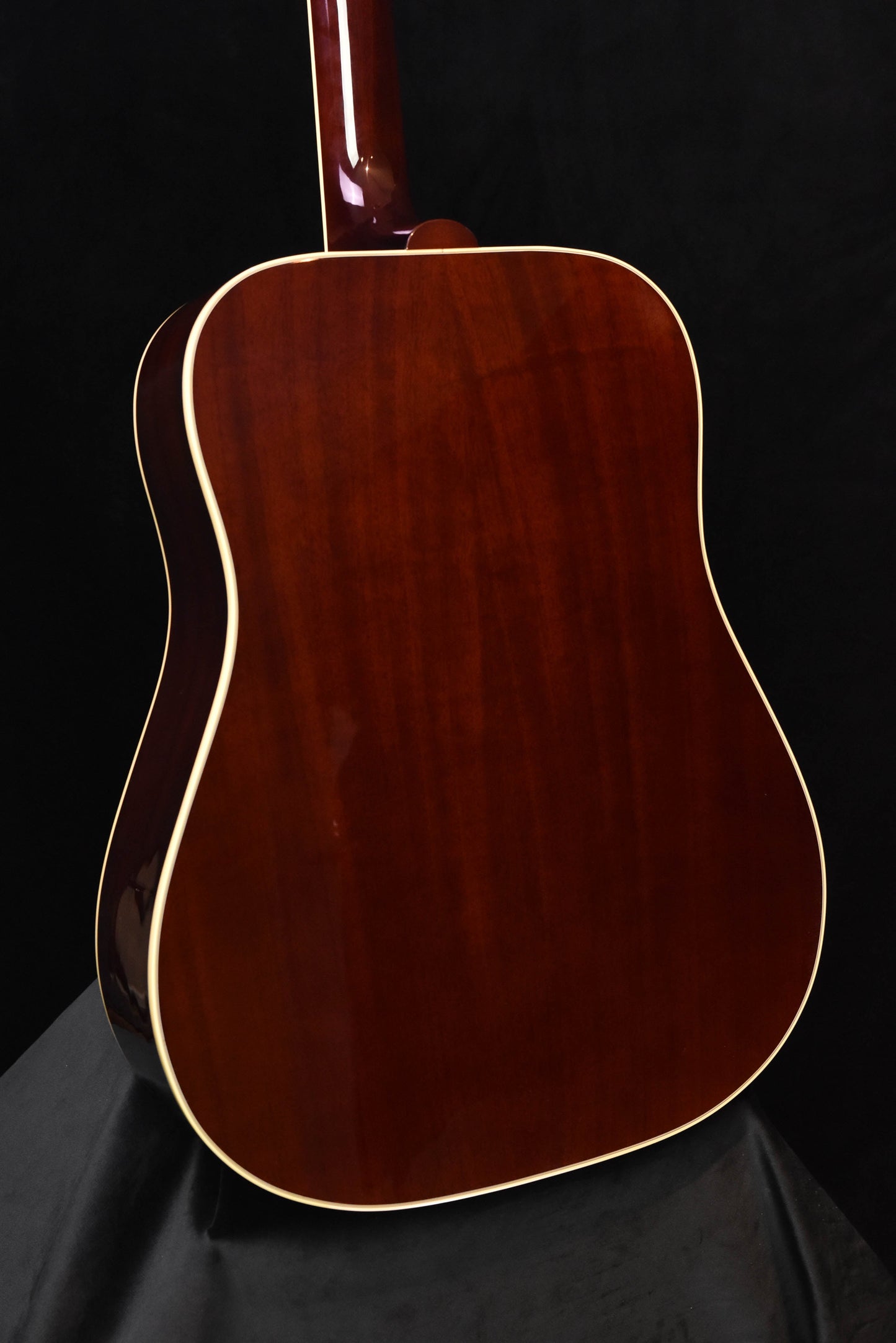 Gibson Hummingbird Original Antique Natural Finish Acoustic Guitar