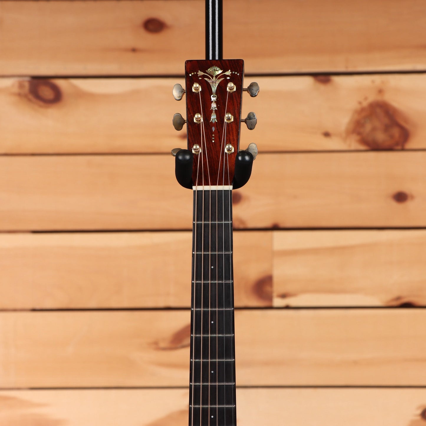 Santa Cruz D Model - Natural
