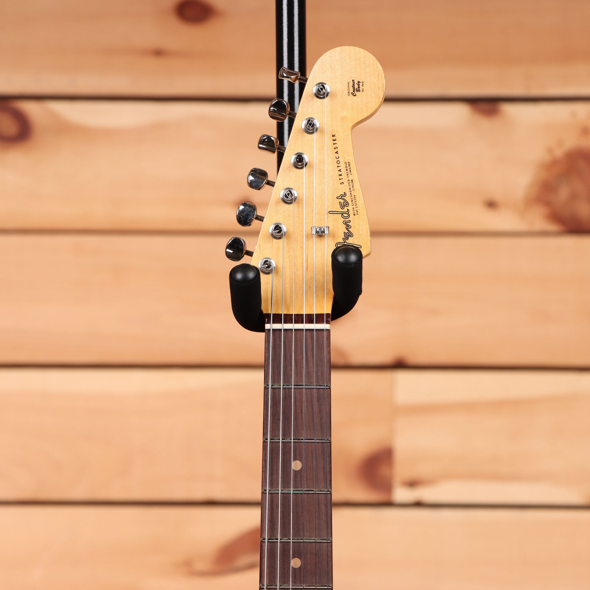 Fender Custom Shop Righteous Reissue Late 1962 Stratocaster Relic - Aged Fire Mist Red
