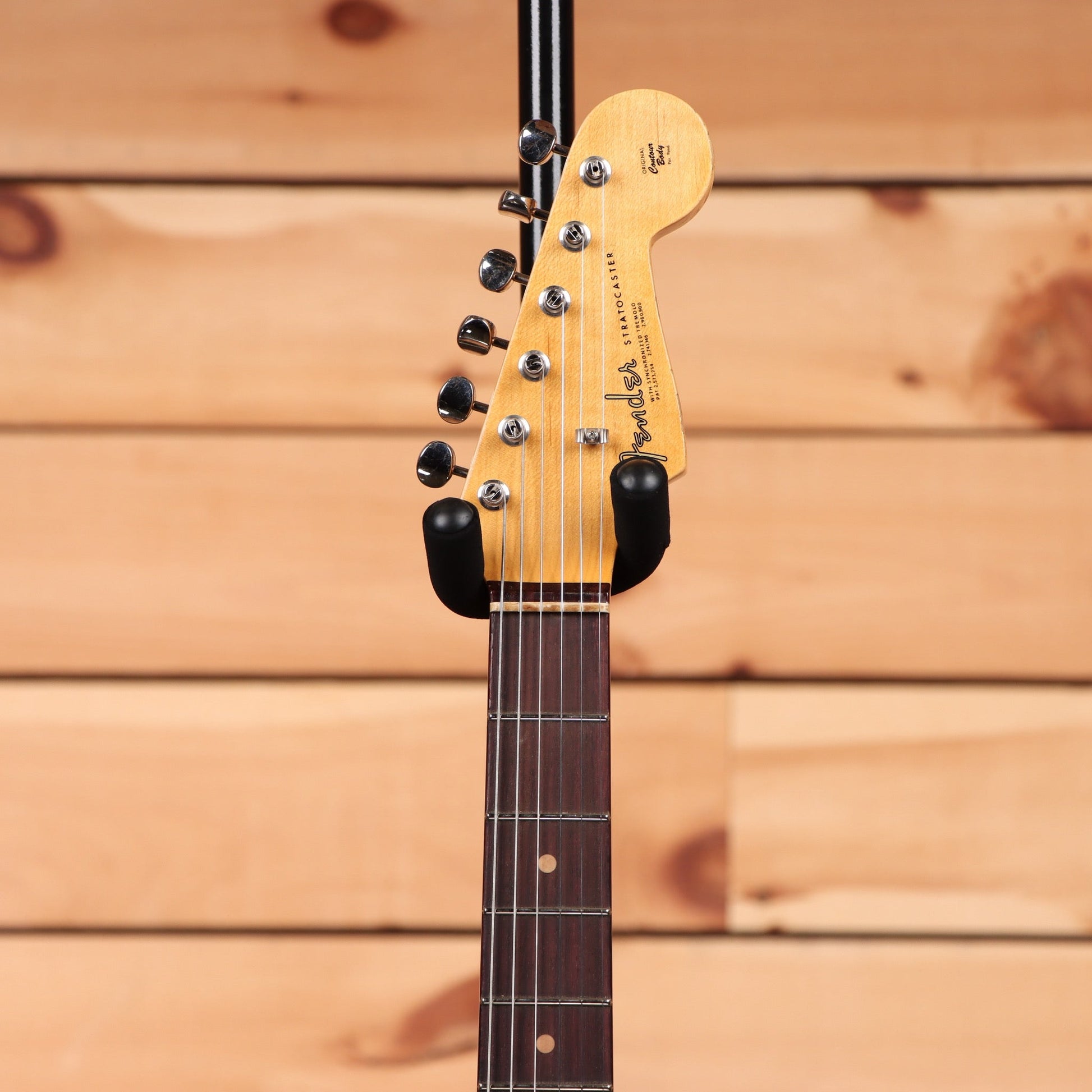 Fender Custom Shop Righteous Reissue Late 1962 Stratocaster Relic - Aged Ice Blue Metallic