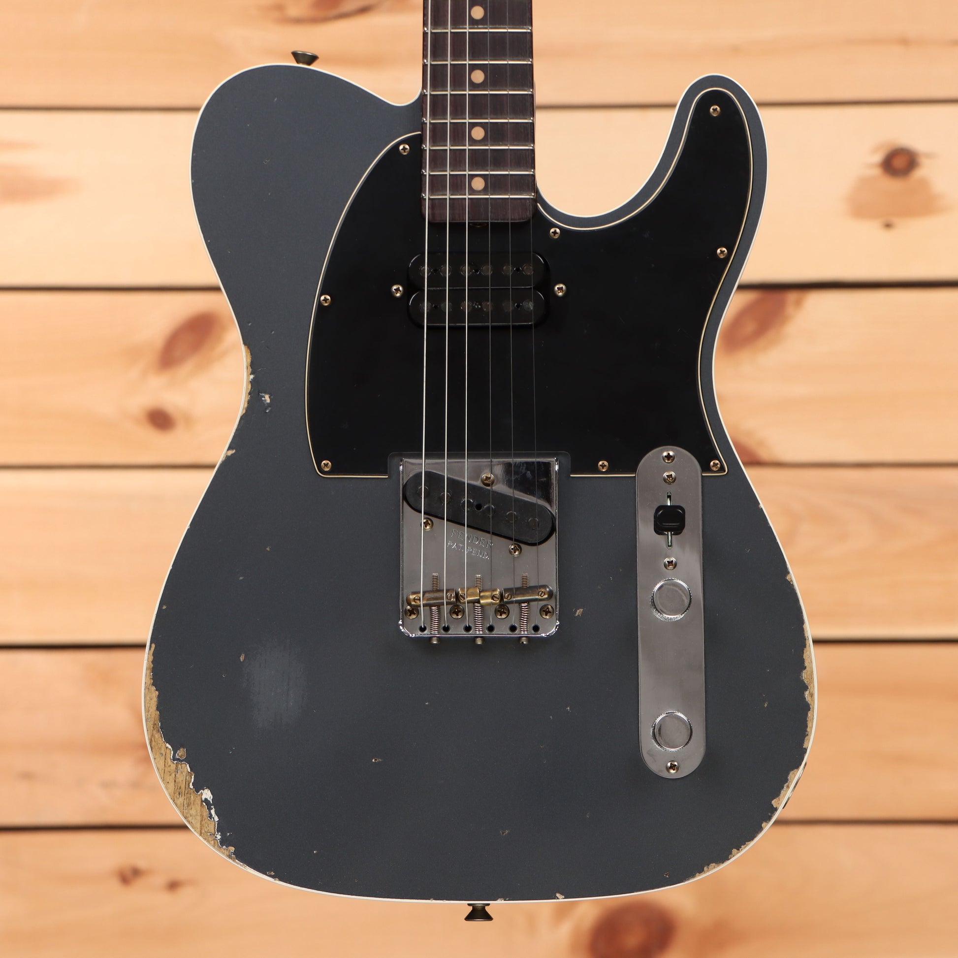 Fender Custom Shop Limited HS Telecaster Custom Relic - Aged Charcoal Frost Metallic
