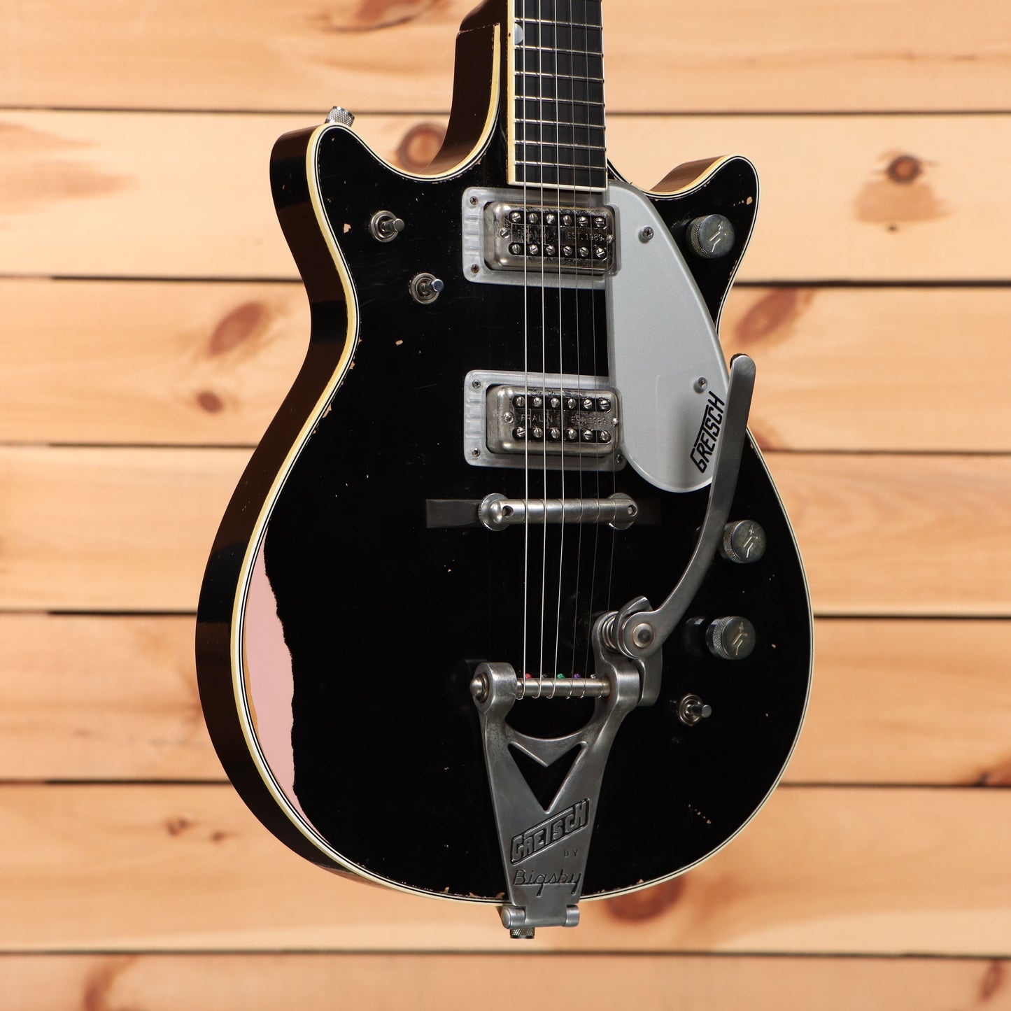 Gretsch Limited Stephen Stern Masterbuilt '62 Duo Jet Relic - Aged Black over Shell Pink