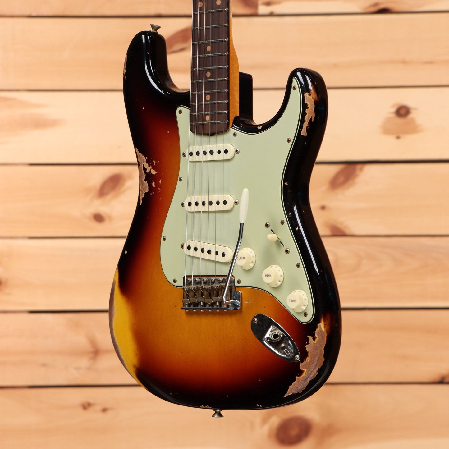 Fender Custom Shop 1961 Stratocaster Heavy Relic - Super Faded Aged 3 Tone Sunburst