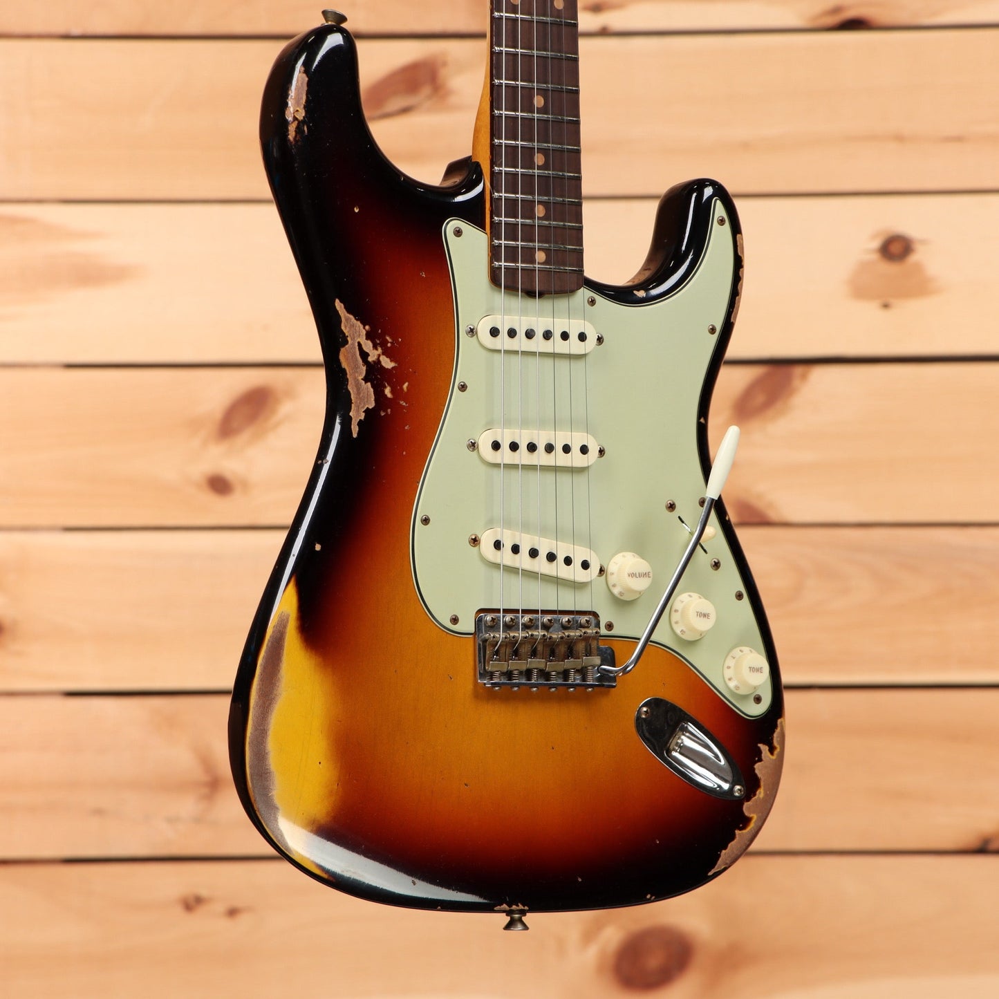 Fender Custom Shop 1961 Stratocaster Heavy Relic - Super Faded Aged 3 Tone Sunburst
