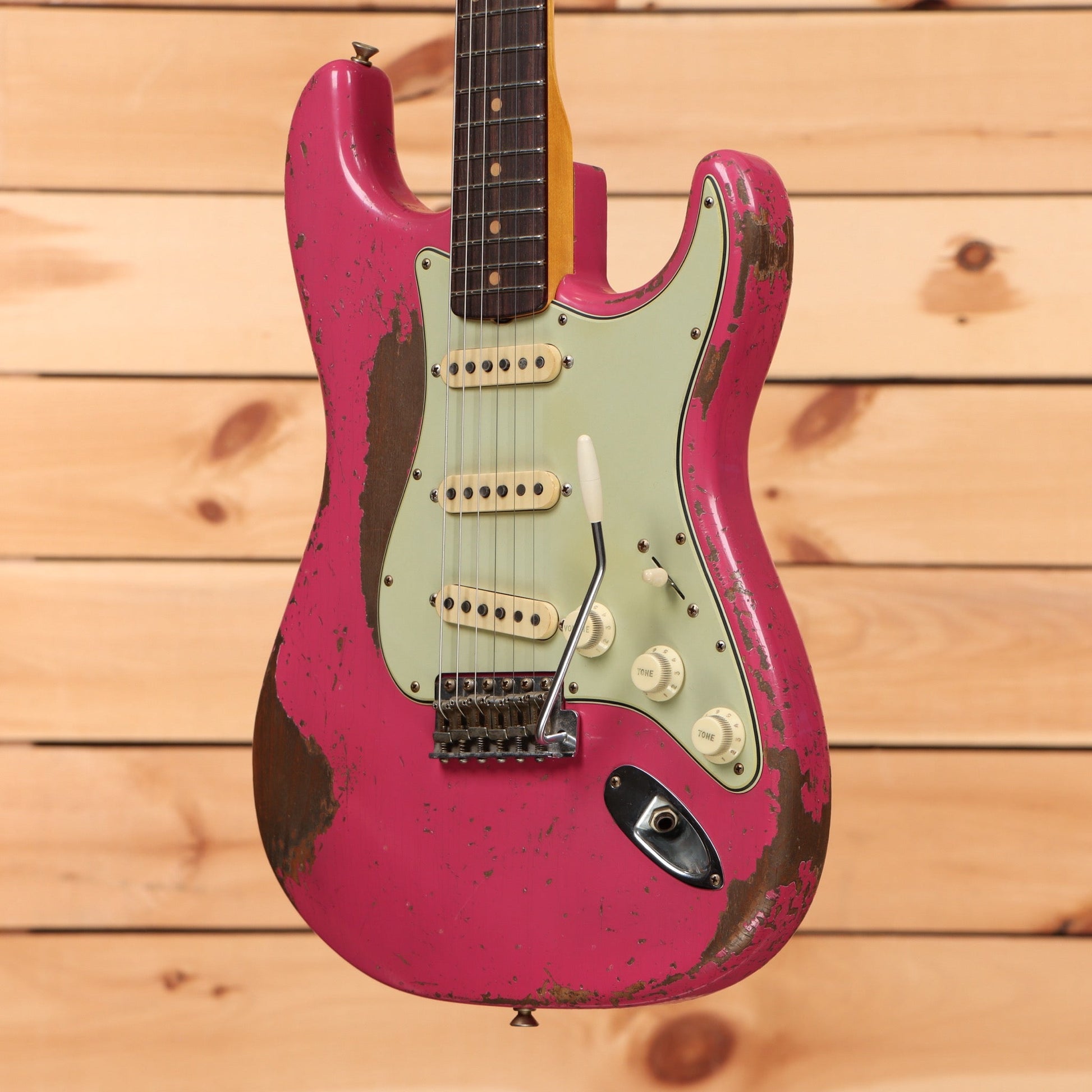 Fender Custom Shop Limited Greg Fessler Masterbuilt 1963 Stratocaster Relic - Faded Dakota Red