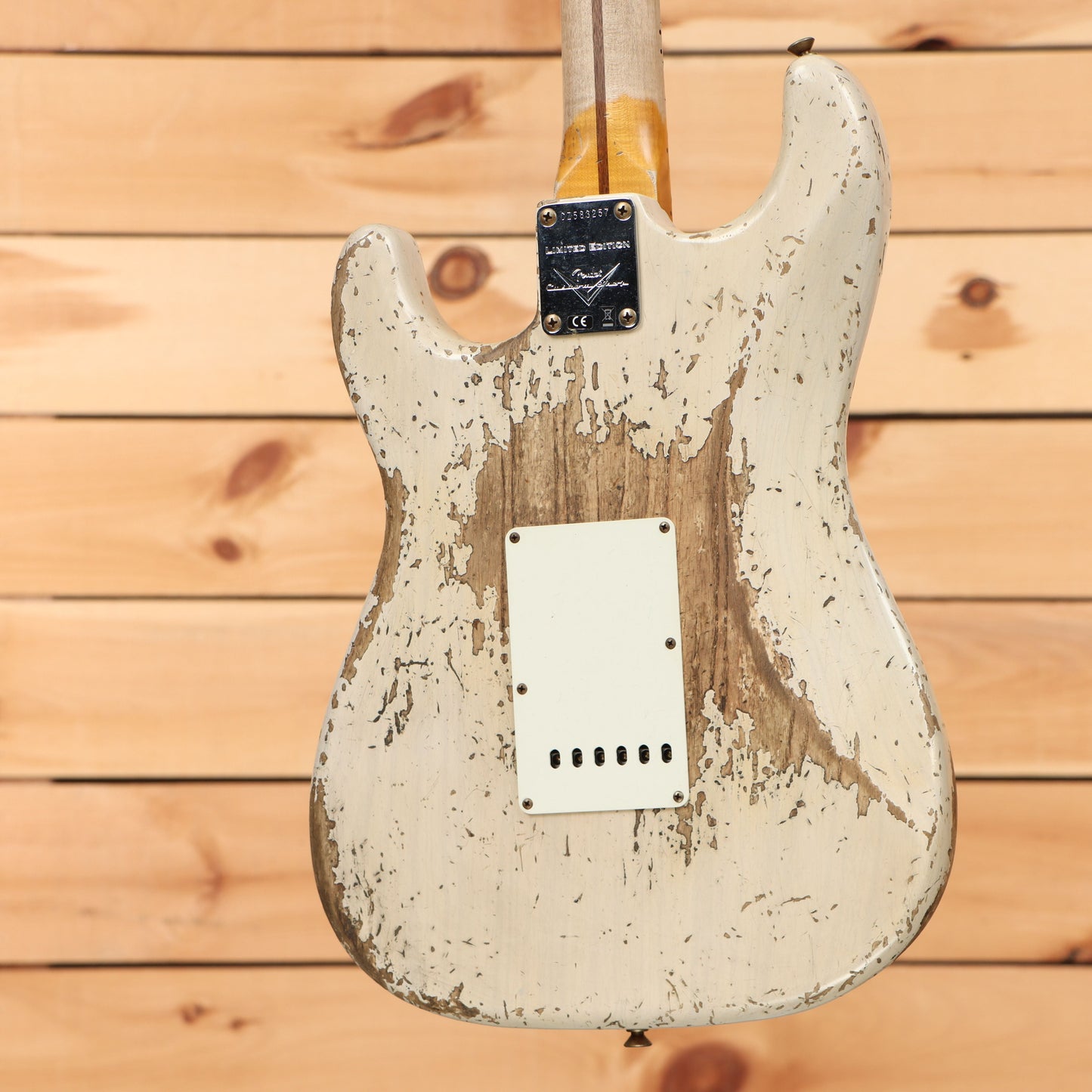 Fender Custom Shop Limited Red Hot Strat Super Heavy Relic - Aged White Blonde