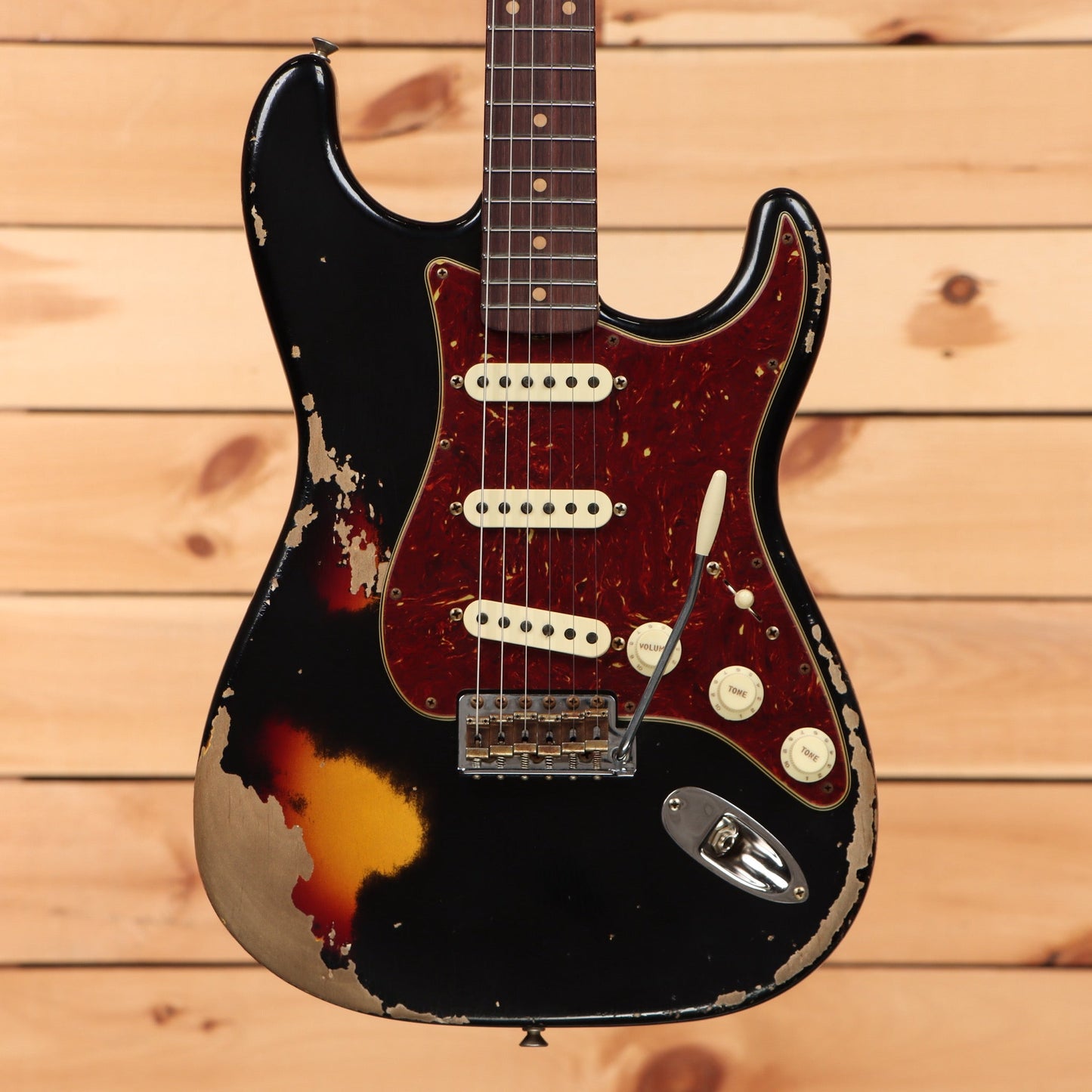 Fender Custom Shop Limited 1961 Stratocaster Heavy Relic - Aged Black Over 3 Color Sunburst