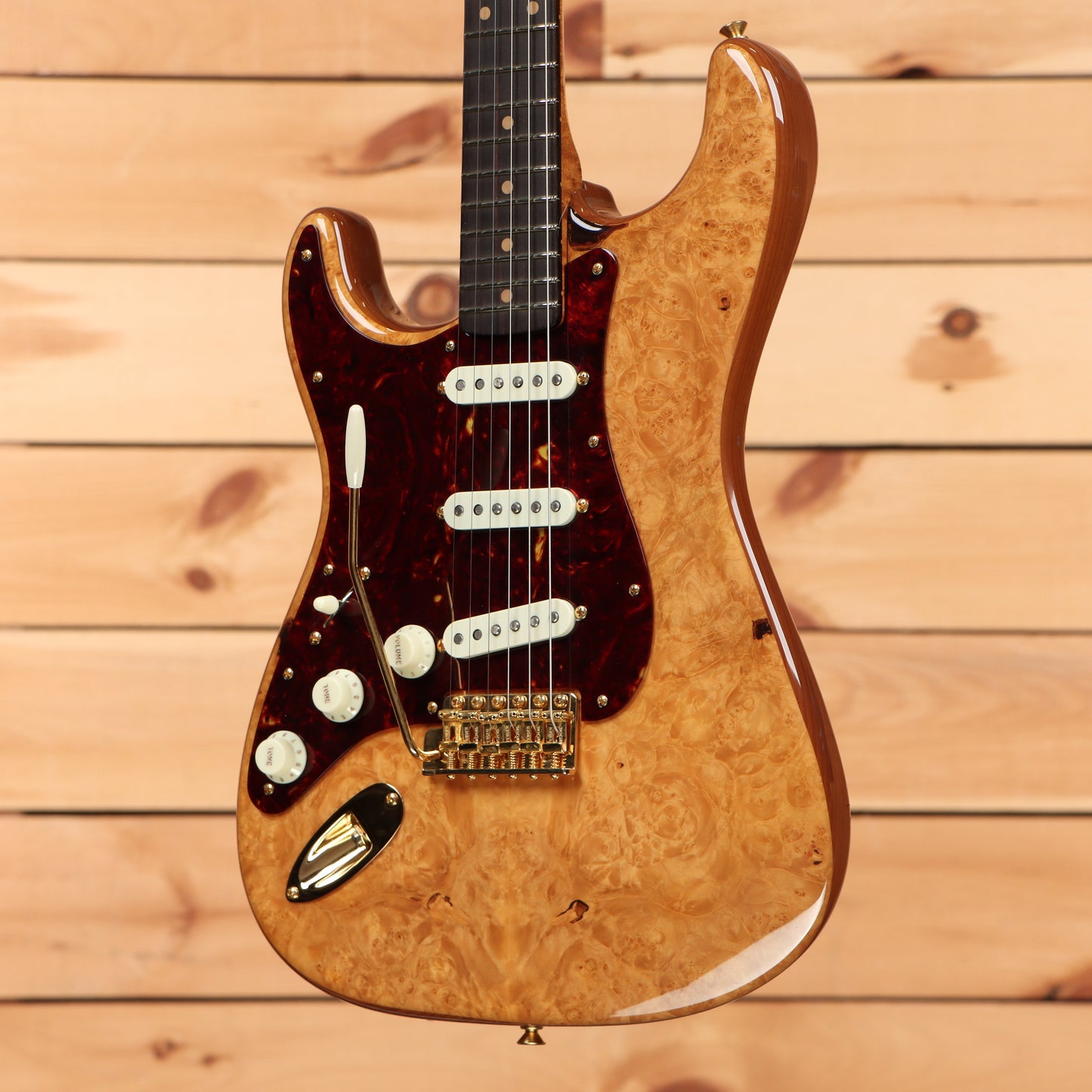 Fender Custom Shop Artisan Maple Burl Strat LH - Aged Natural