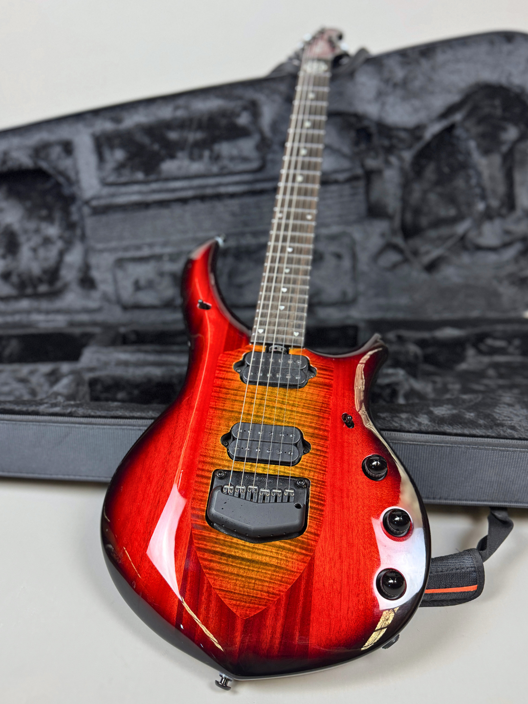 Ernie Ball Music Man John Petrucci Majesty in Ember Glow - USA 2023