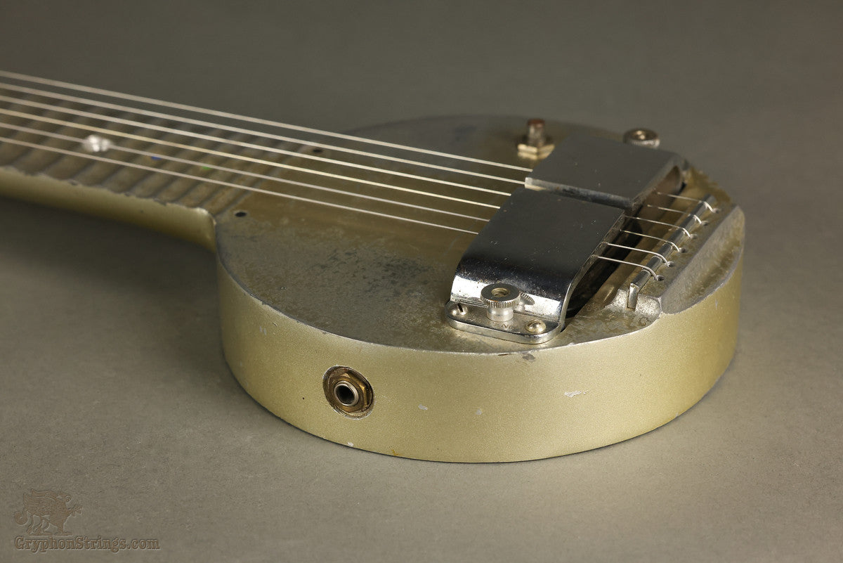 Circa 1932 Rickenbacker Fry Pan Short Scale Lap Steel Used