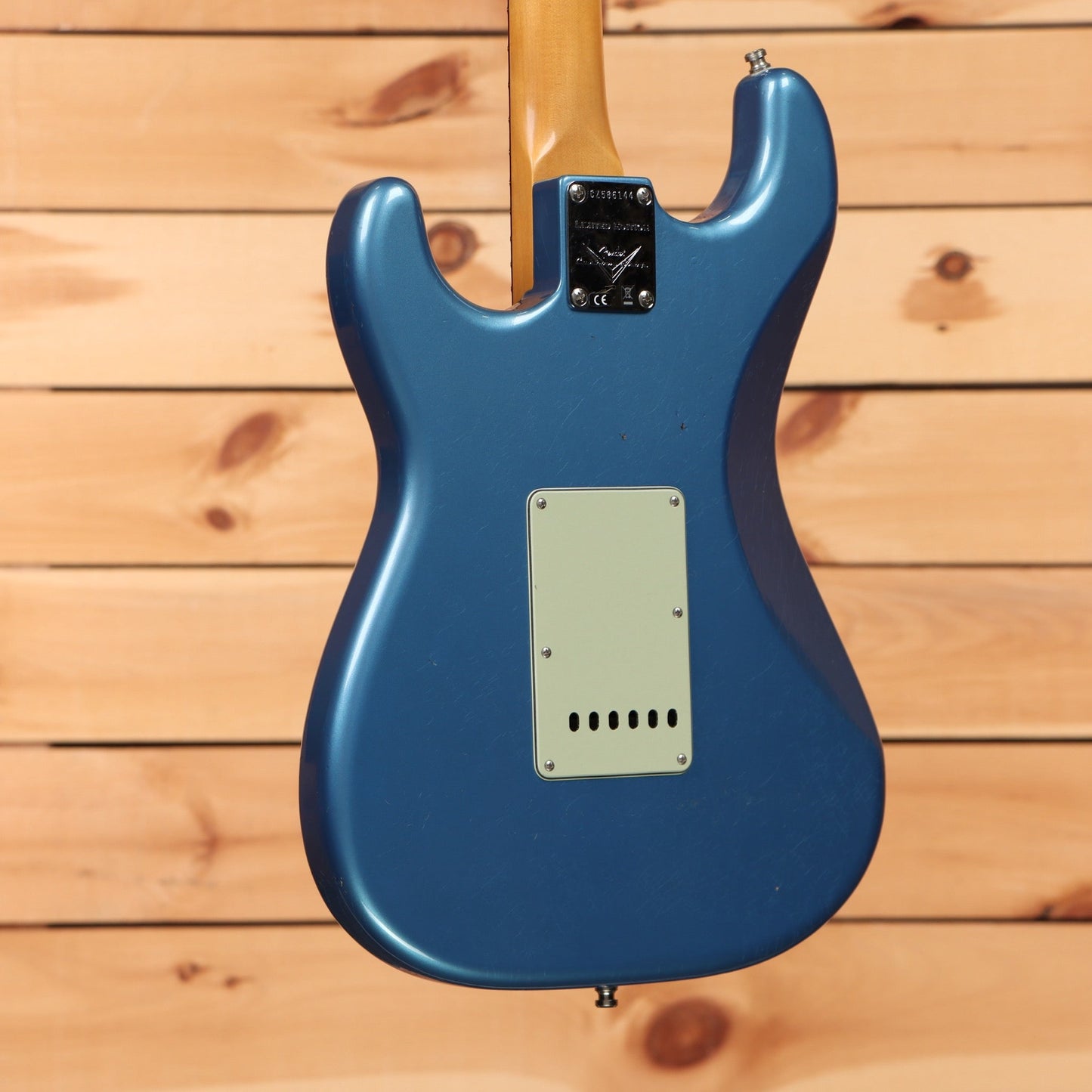 Fender Custom Shop 1965 Compound Radius Stratocaster Journeyman Relic - Aged Lake Placid Blue