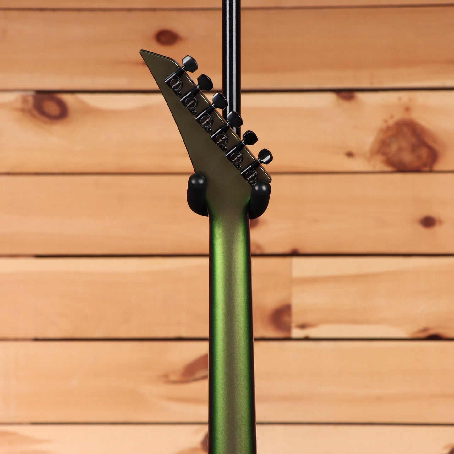 Jackson Righteous Run Custom Soloist - Purple to Green Shift